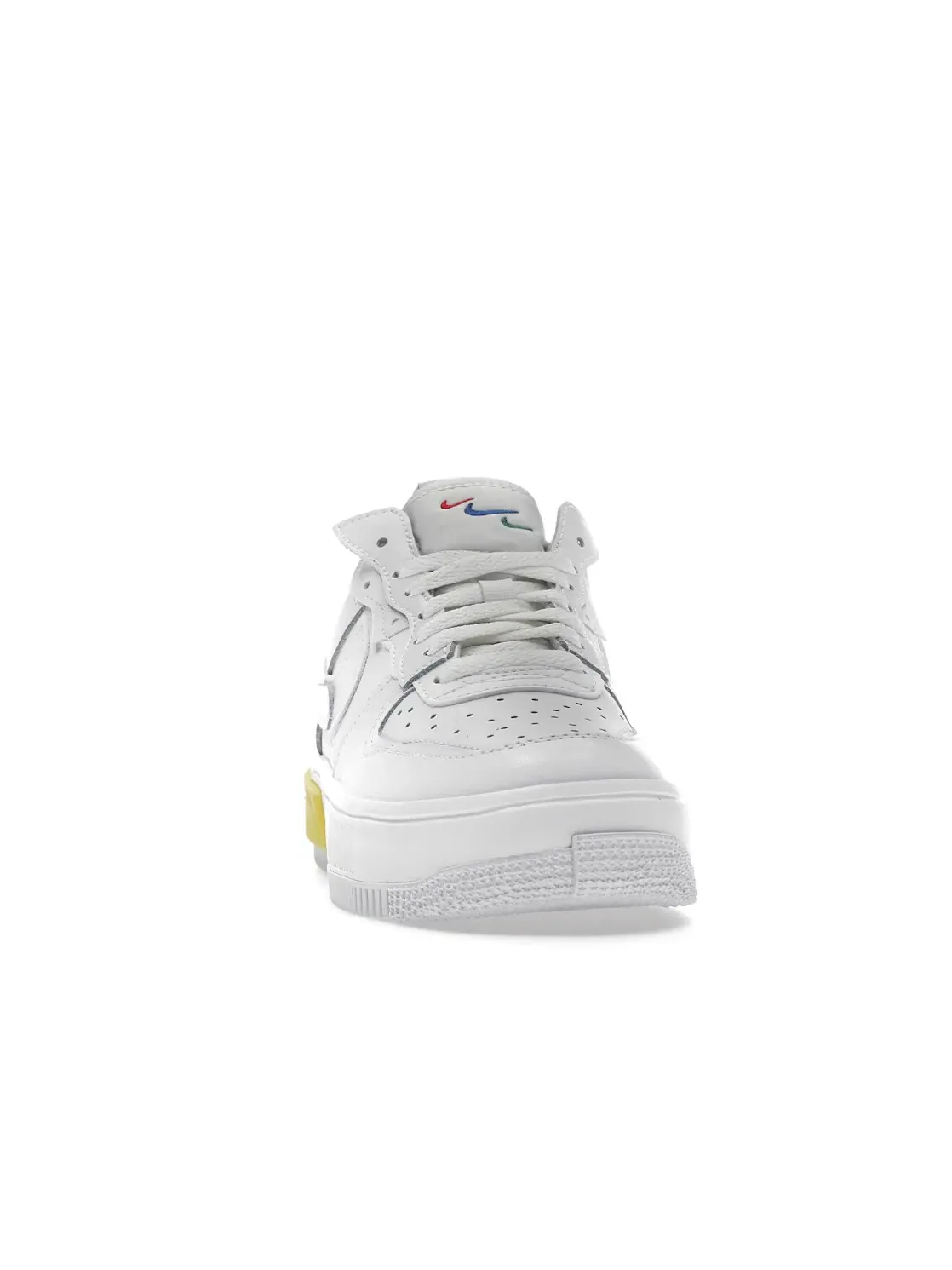 Женские кроссовки с перфорацией Nike Air Force 1 Low Fontanka — изображение 2 из 4, белый//желтый/белый