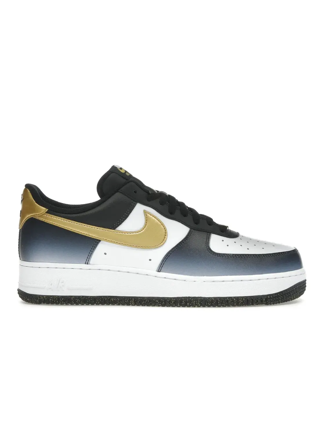 Мужские кроссовки Lifestyle Nike Air Force 1 Low — изображение 1 из 4