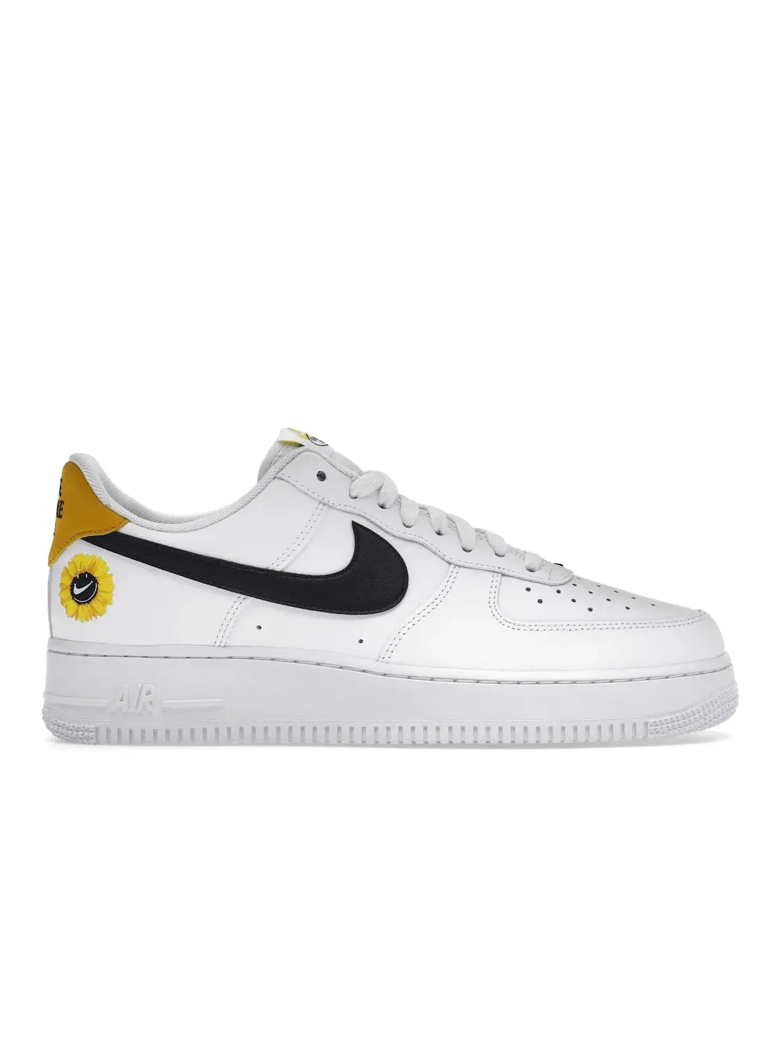 Мужские кроссовки Lifestyle с принтом Nike Air Force 1 Low Nike — изображение 1 из 4, белый/золотистый/черный