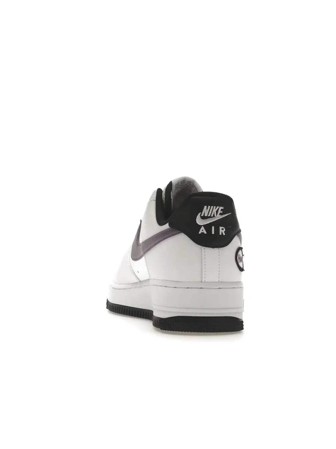 Мужские кроссовки Lifestyle с замшевыми вставками Nike Air Force 1 Low — изображение 4 из 4
