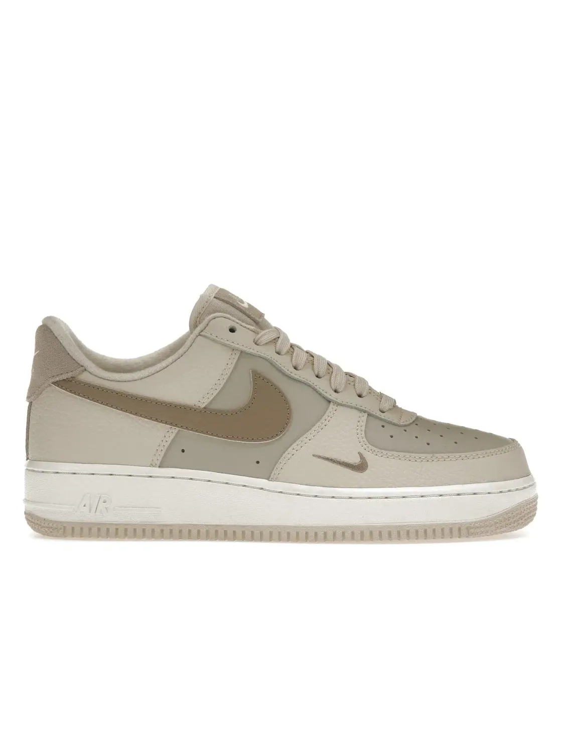 Женские кроссовки Nike Air Force 1 Low — изображение 1 из 4