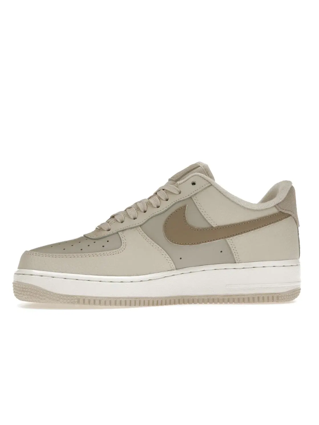 Женские кроссовки Nike Air Force 1 Low — изображение 3 из 4