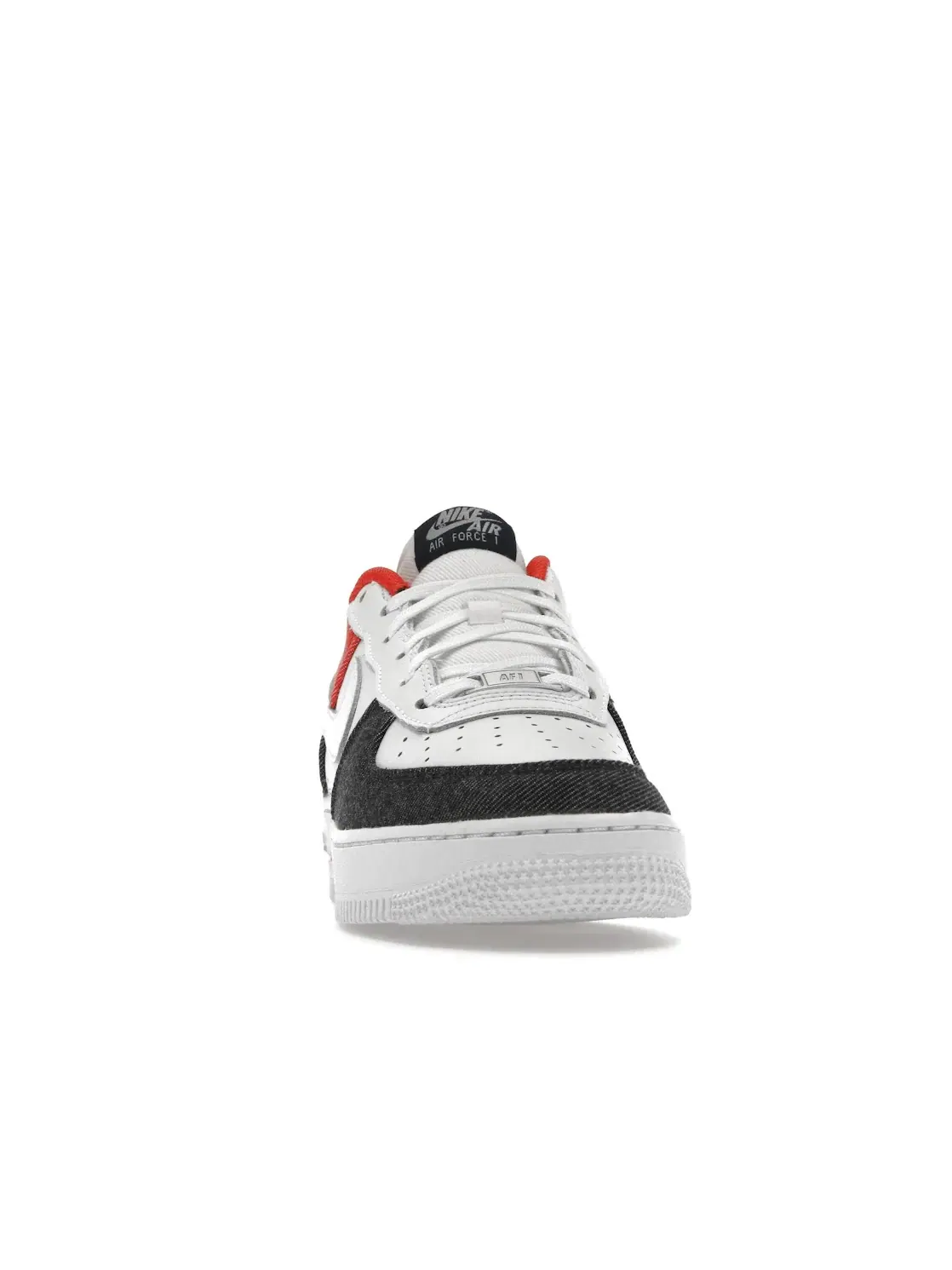 Детские кроссовки Lifestyle Nike Air Force 1 Low LV8 — изображение 2 из 4