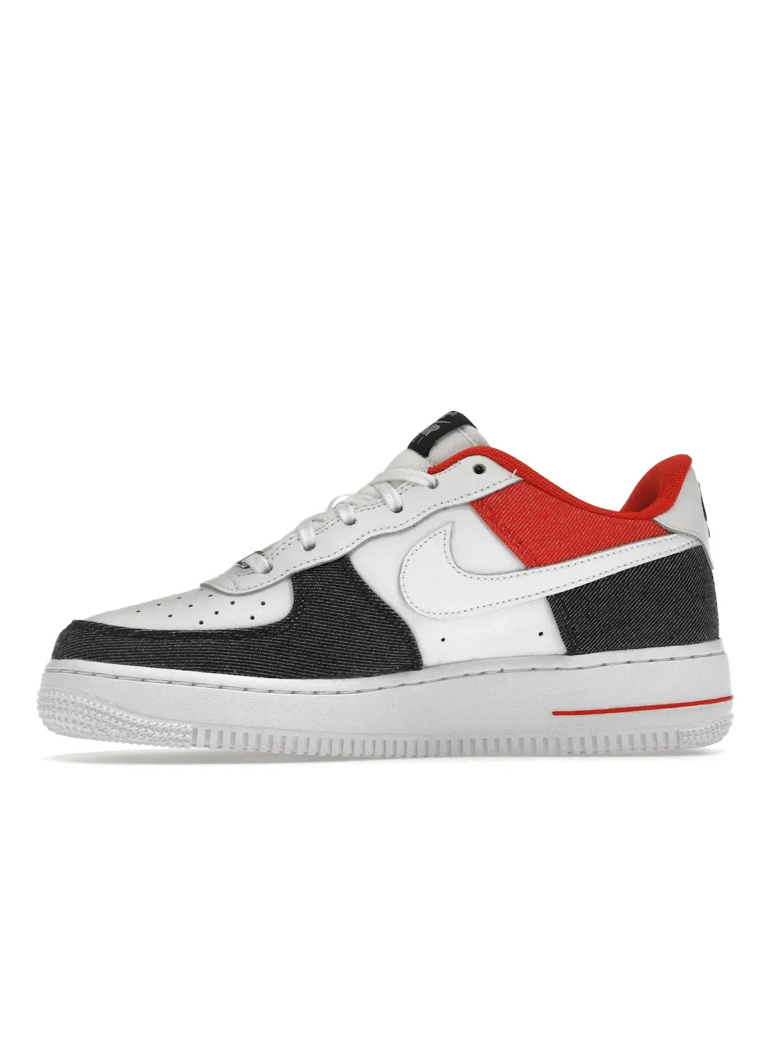 Детские кроссовки Lifestyle Nike Air Force 1 Low LV8 — изображение 3 из 4