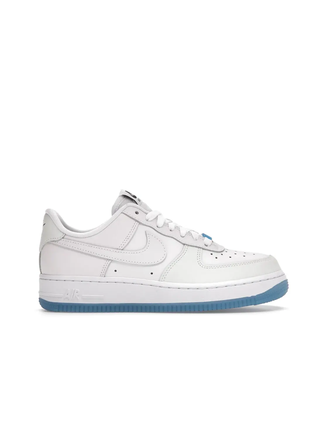 Женские кроссовки Lifestyle Nike Air Force 1 Low LX — изображение 1 из 4, белый/черный-белый-синий