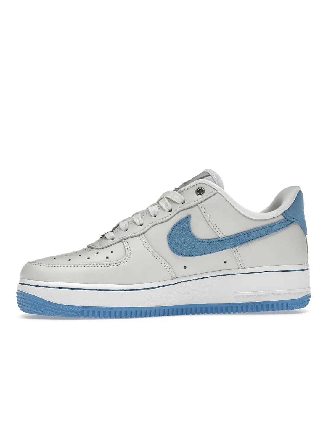 Женские кроссовки с кожаным верхом Nike Air Force 1 Low LXX — изображение 3 из 4, белый/синий