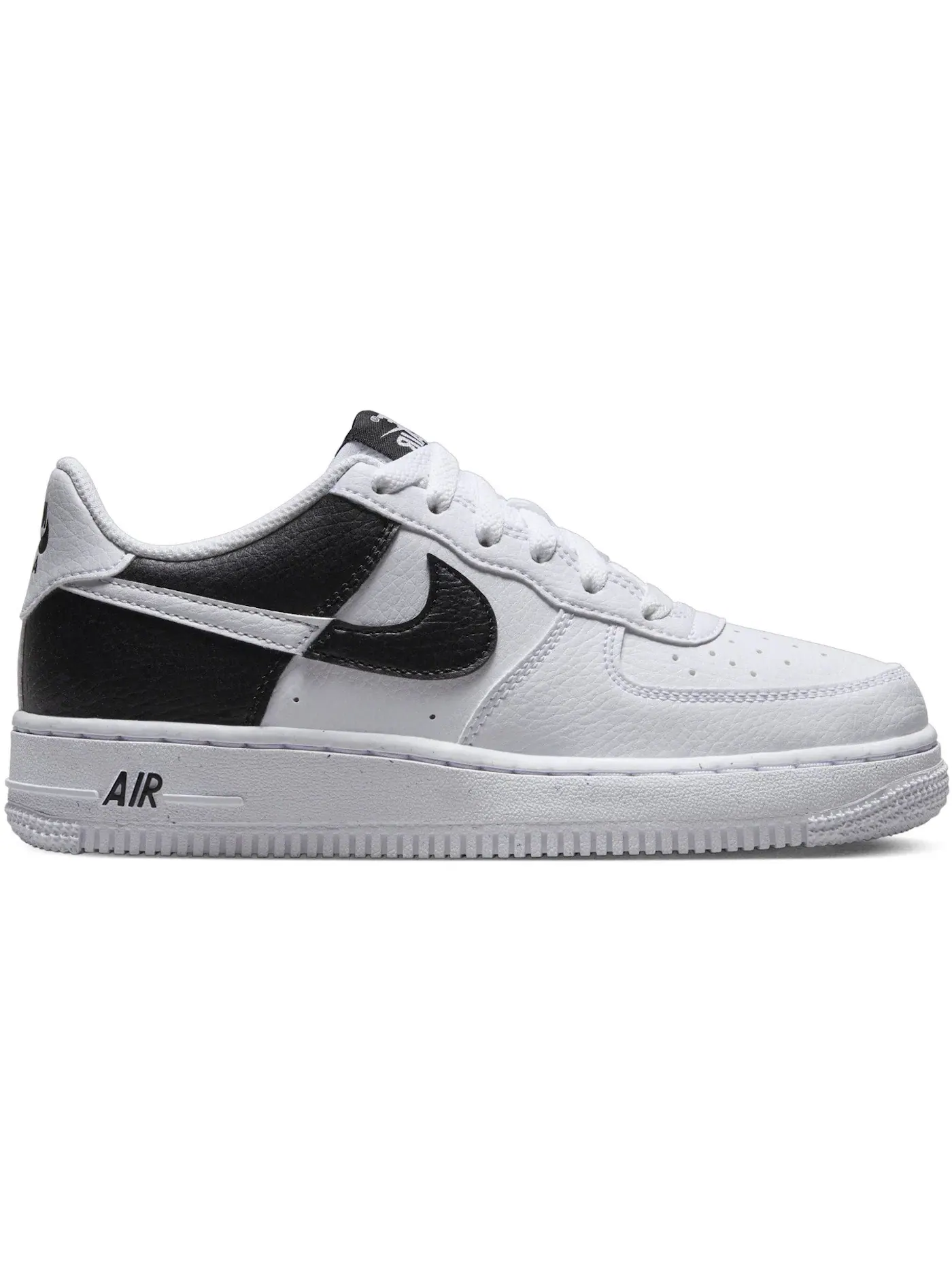 Детские кроссовки Lifestyle Nike Air Force 1 Low Next Nature — изображение 1 из 1, белый/черный