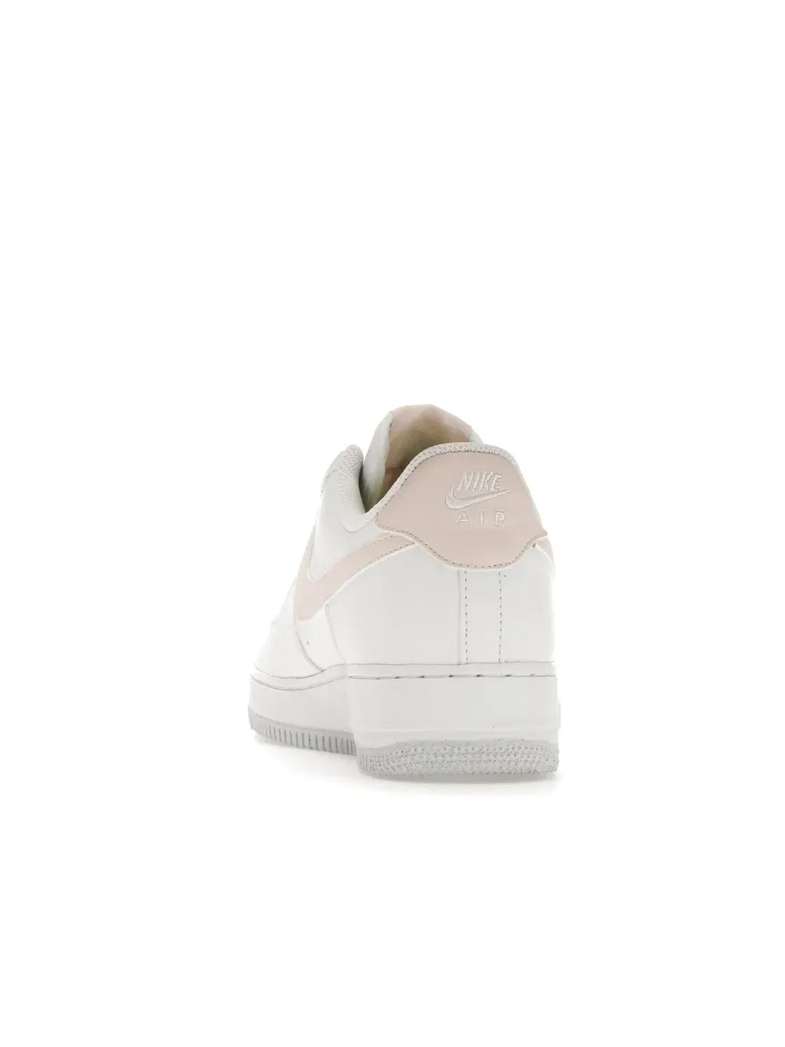 Женские кроссовки с белыми и коралловыми акцентами Nike Air Force 1 Low — изображение 4 из 4