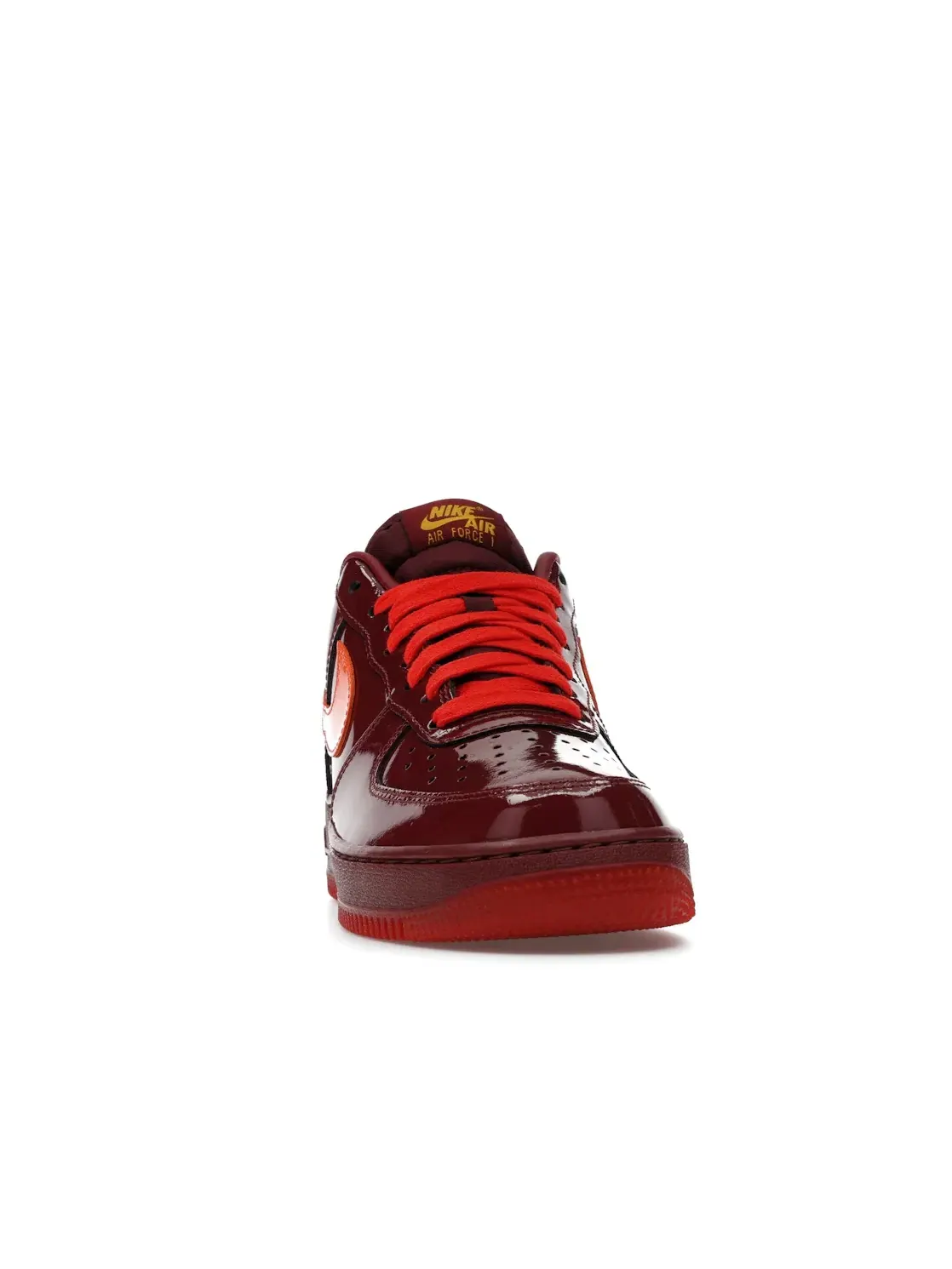 Мужские кроссовки с глянцевой кожей Nike Air Force 1 Low — изображение 2 из 4