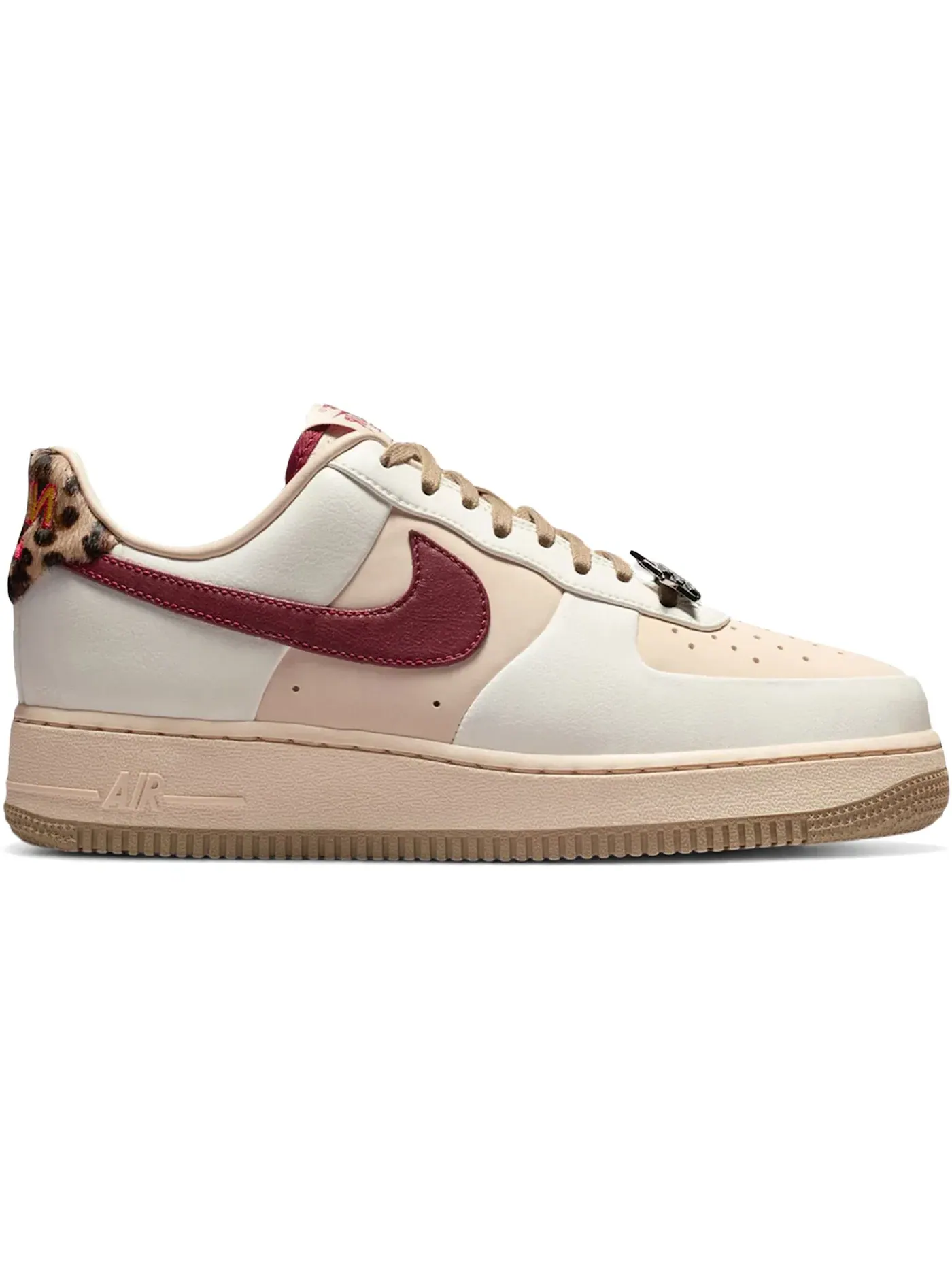Женские кроссовки Lifestyle Nike Air Force 1 Low — изображение 1 из 1, белый/белый/хаки/красный