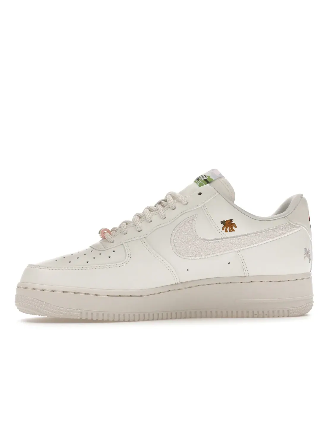 Женские кроссовки Lifestyle Nike Air Force 1 Low, Sail/Phantom/Team Crimson — изображение 3 из 4