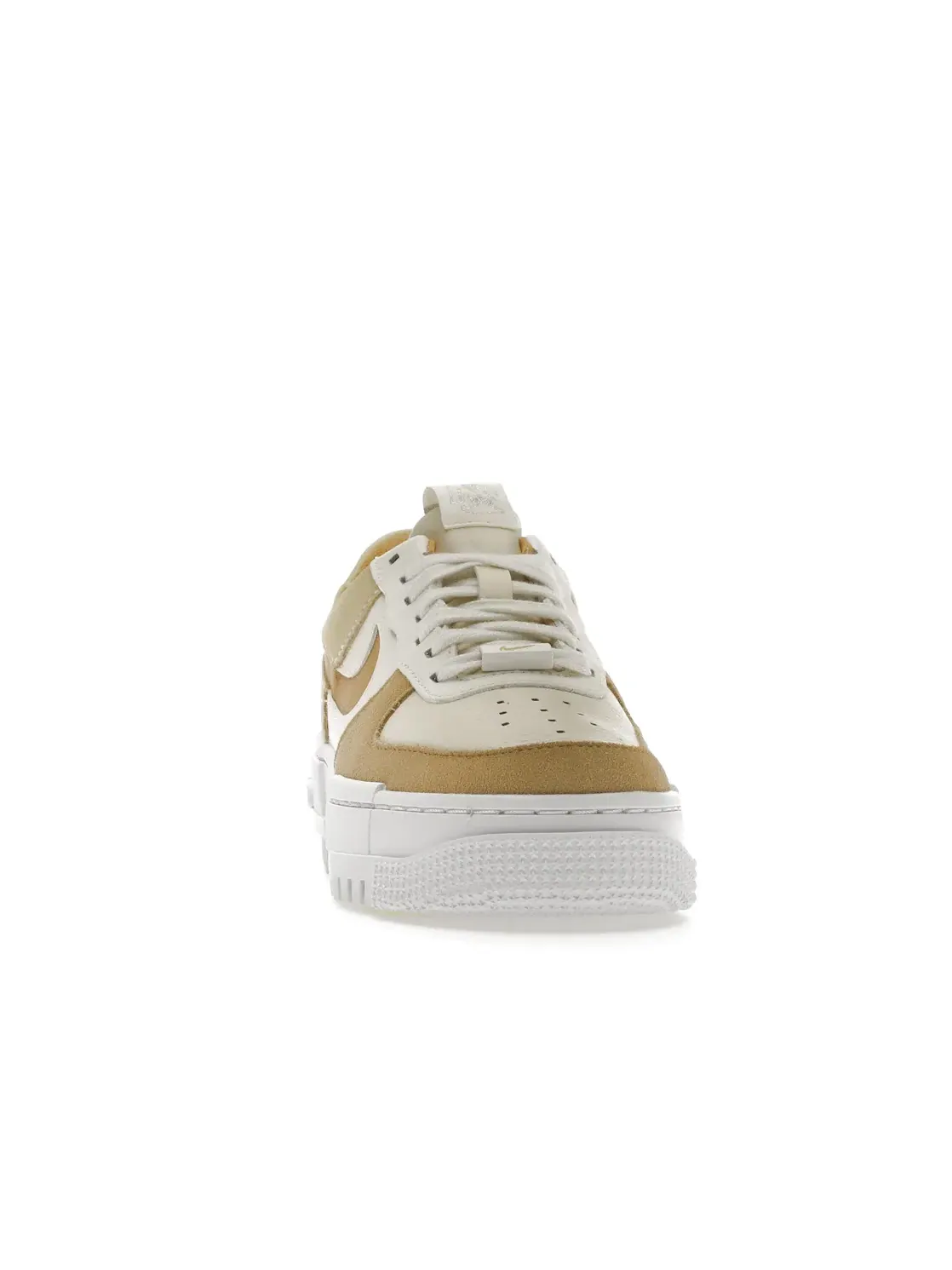 Женские кроссовки с низким верхом Nike Air Force 1 Low Pixel, Sail/Bucktan-Coconut Milk-Lemon Drop — изображение 2 из 4
