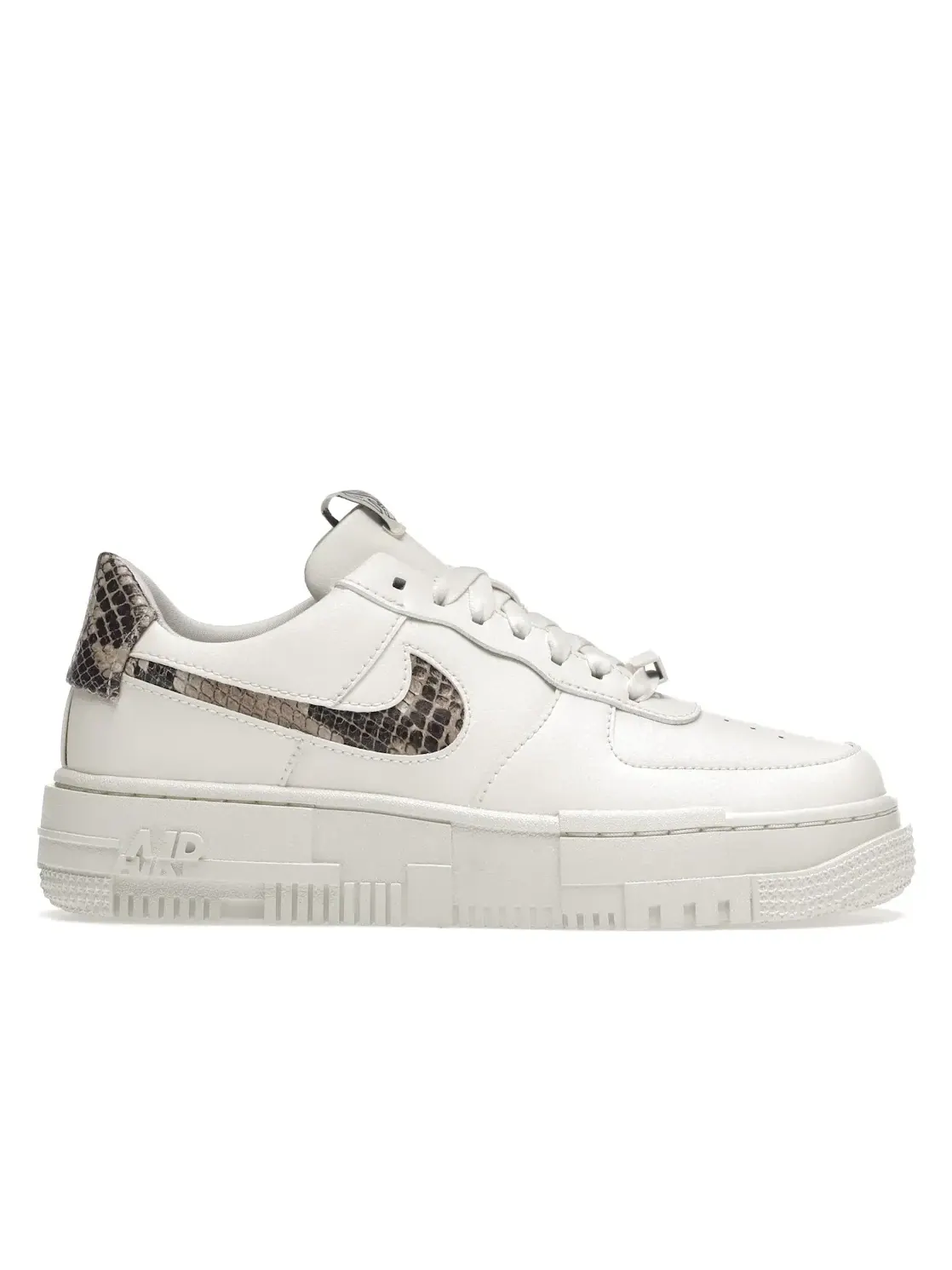 Женские кроссовки с принтом Nike Air Force 1 Low Pixel SE Nike — изображение 1 из 4, серый--песочный