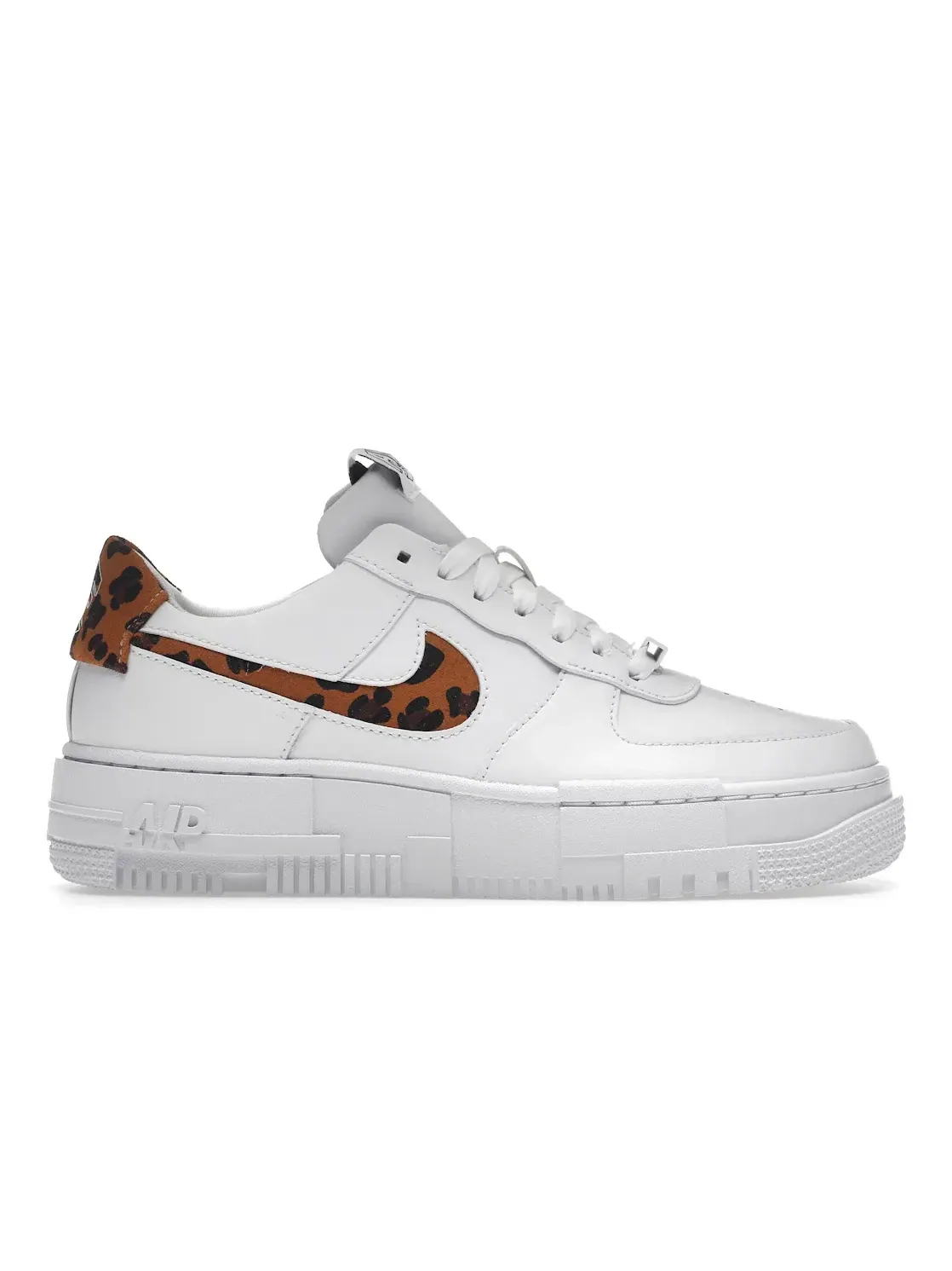 Женские кроссовки Nike Air Force 1 Low Pixel SE White Leopard — изображение 1 из 4, белый/белый-белый-белый