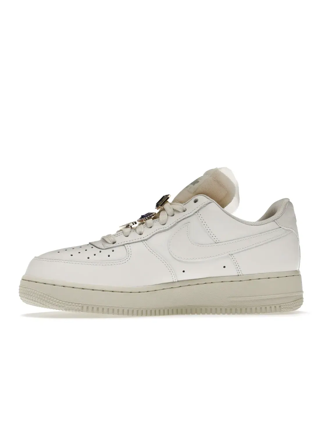 Женские кроссовки lifestyle с кожаным верхом Nike Air Force 1 Low Prm — изображение 3 из 4, белый/белый