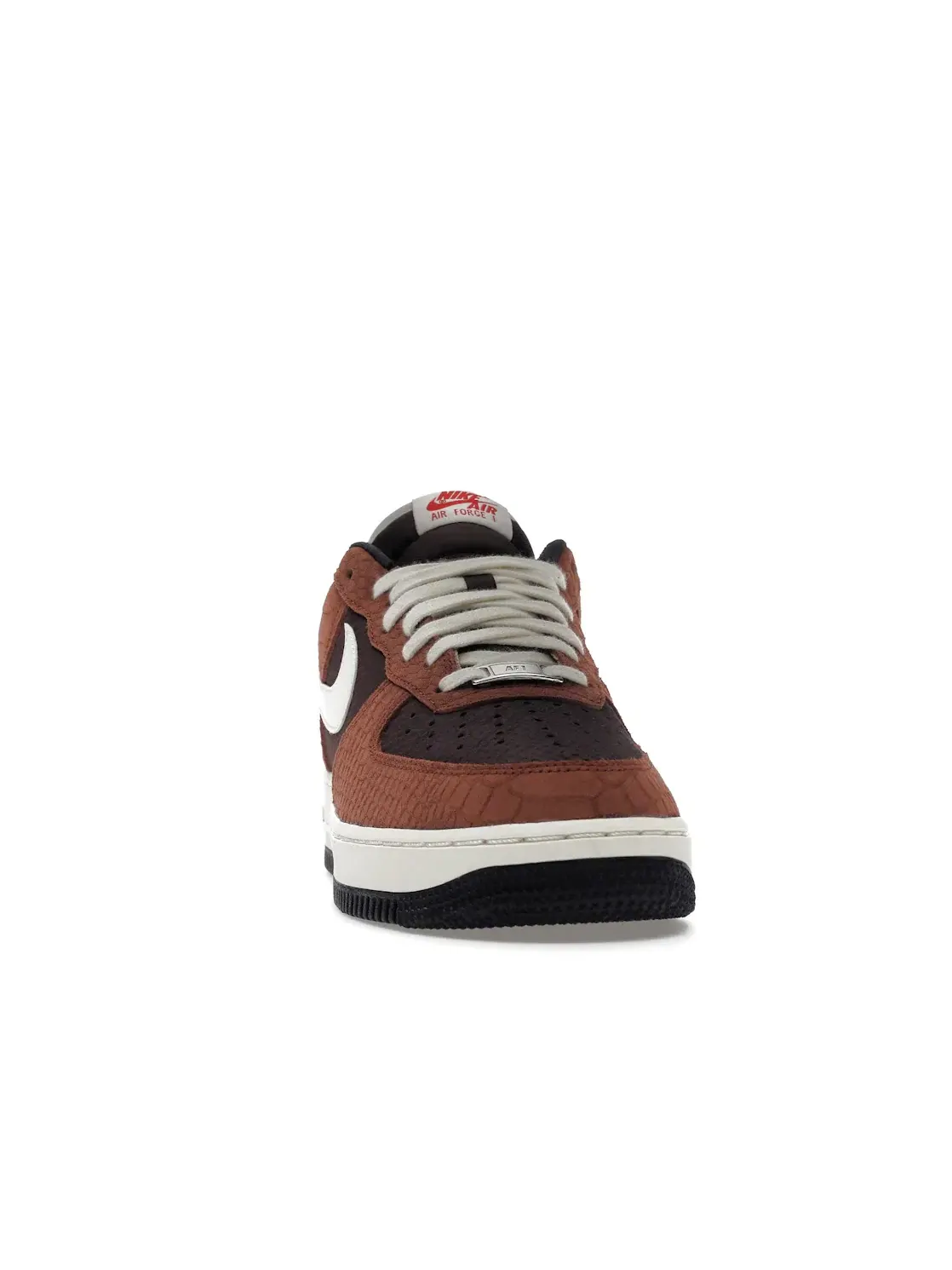 Мужские кроссовки с текстурированным верхом Nike Air Force 1 Low — изображение 2 из 4, красный