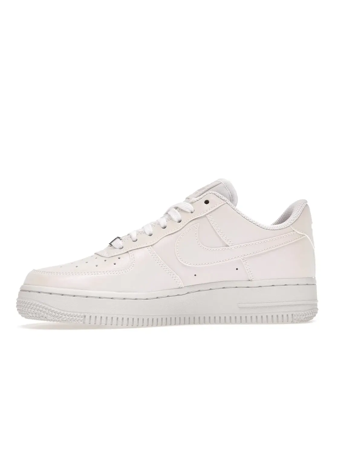 Женские кроссовки с отражающим покрытием Nike Air Force 1 Low — изображение 3 из 4, белый/белый-белый