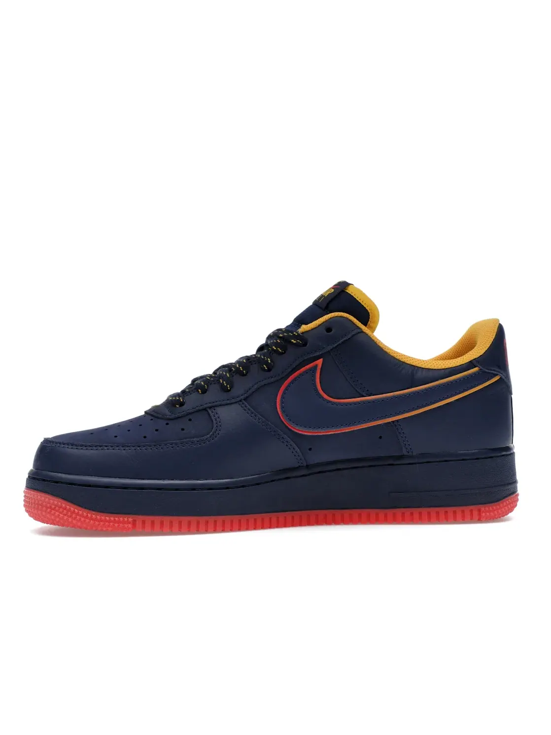Мужские кроссовки для повседневной носки Nike Air Force 1 Low — изображение 3 из 4