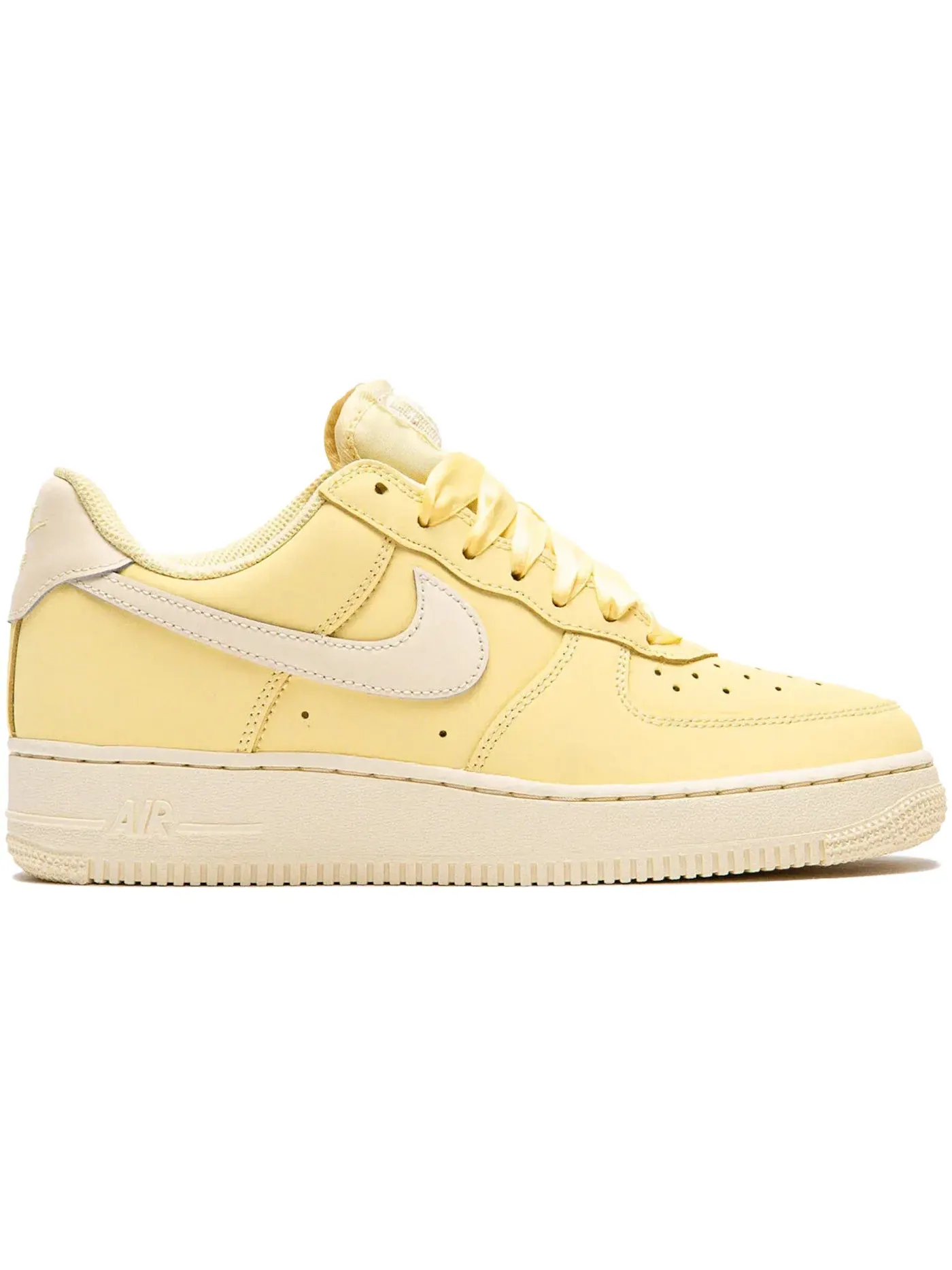 Женские кроссовки Lifestyle Nike Air Force 1 Low Retro Premium — изображение 1 из 1, желтый//желтый