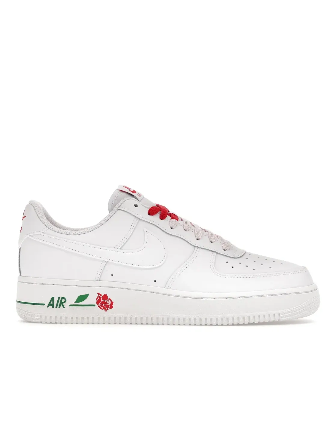 Женские кроссовки Lifestyle Nike Air Force 1 Low — изображение 1 из 4