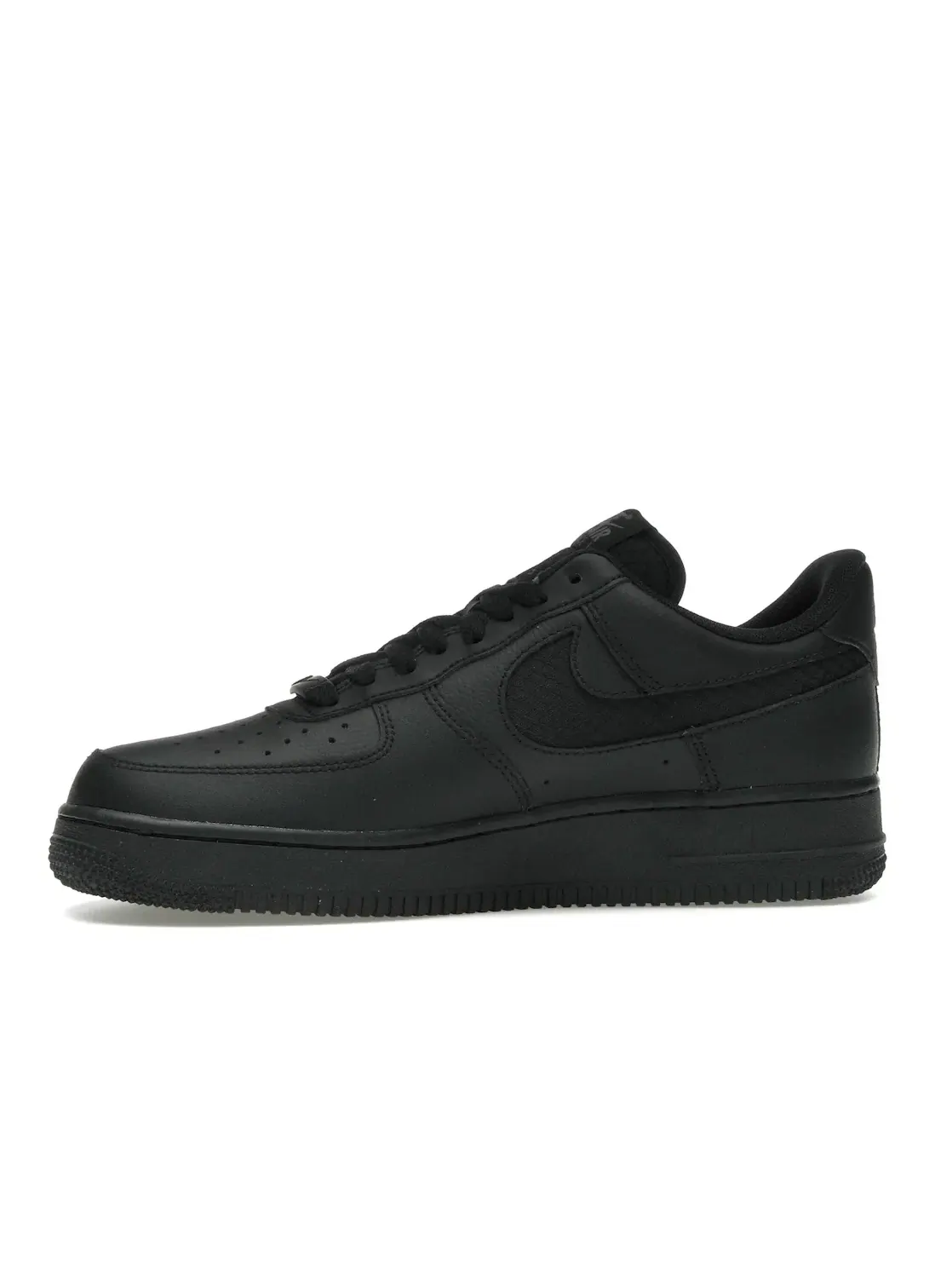 Мужские кроссовки с рипстоп-материалом Nike Air Force 1 Low SE — изображение 3 из 4, черный/черный/черный