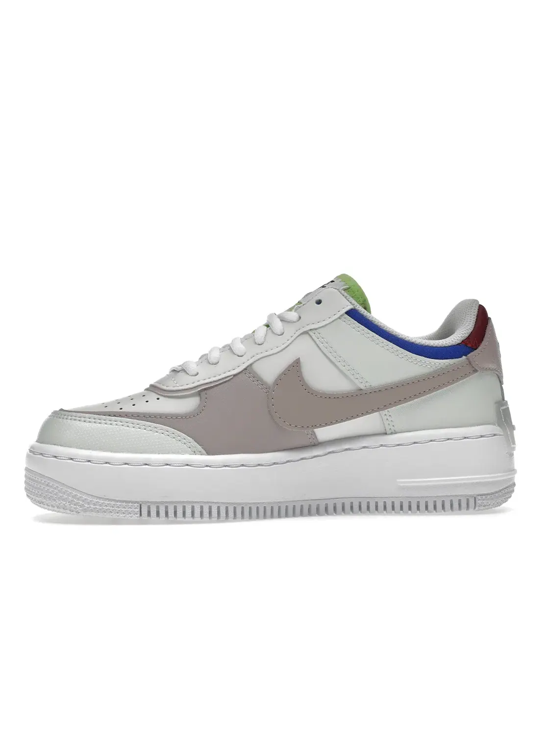Женские кроссовки для повседневной носки Nike Air Force 1 Low Shadow — изображение 3 из 4