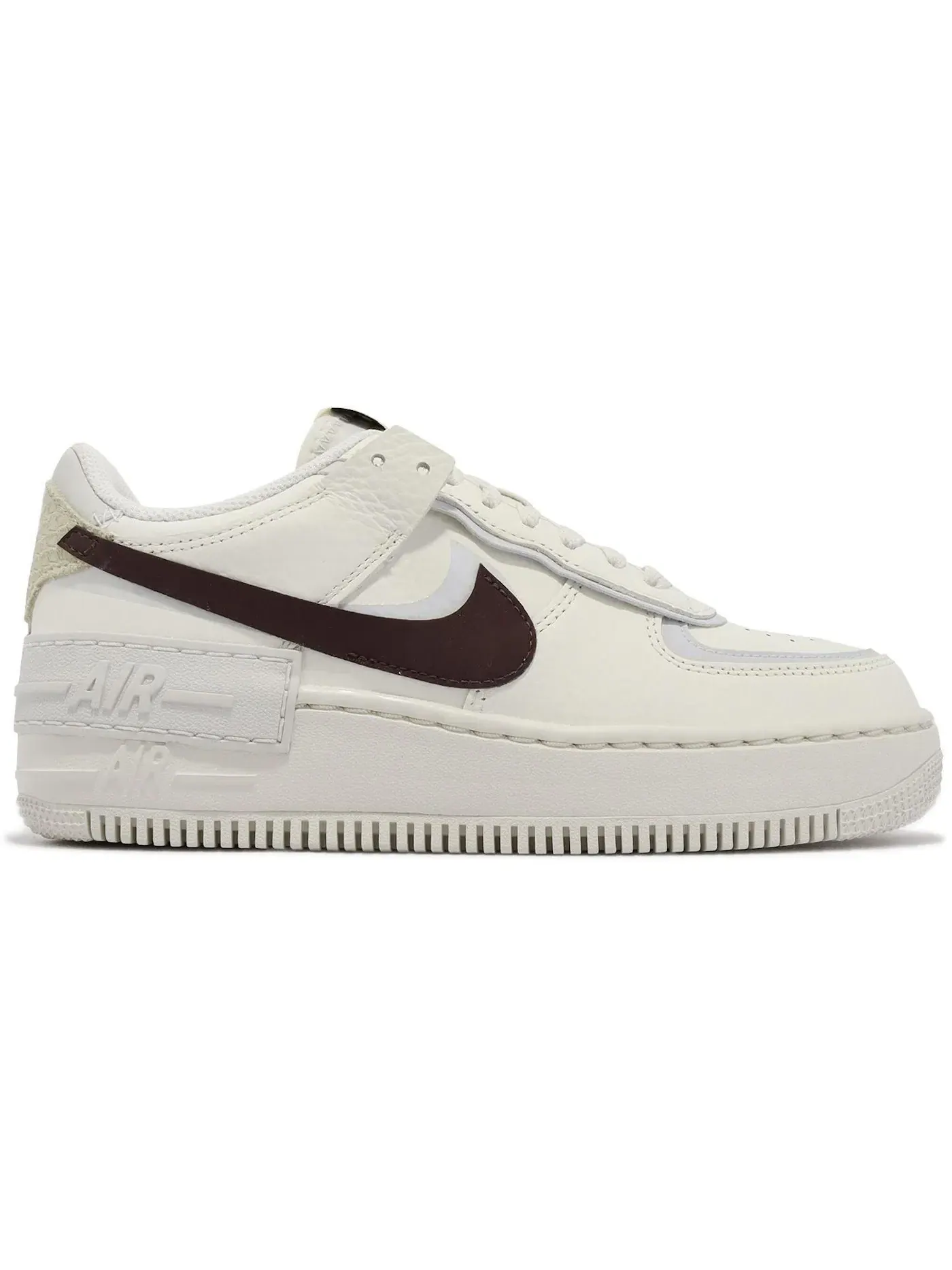 Женские кроссовки на шнуровке Nike Air Force 1 Low Shadow, Sail/Photon Dust/Phantom/Earth — изображение 1 из 1