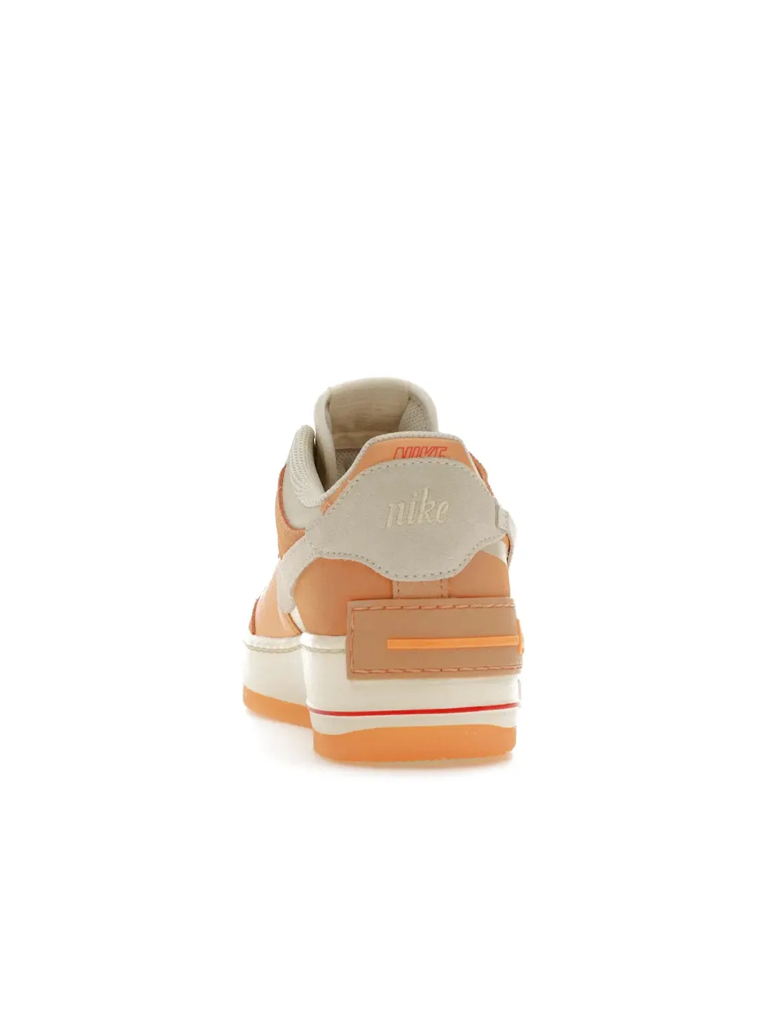 Женские кроссовки с многослойным дизайном Nike Air Force 1 Low Shadow Nike — изображение 4 из 4, оранжевый