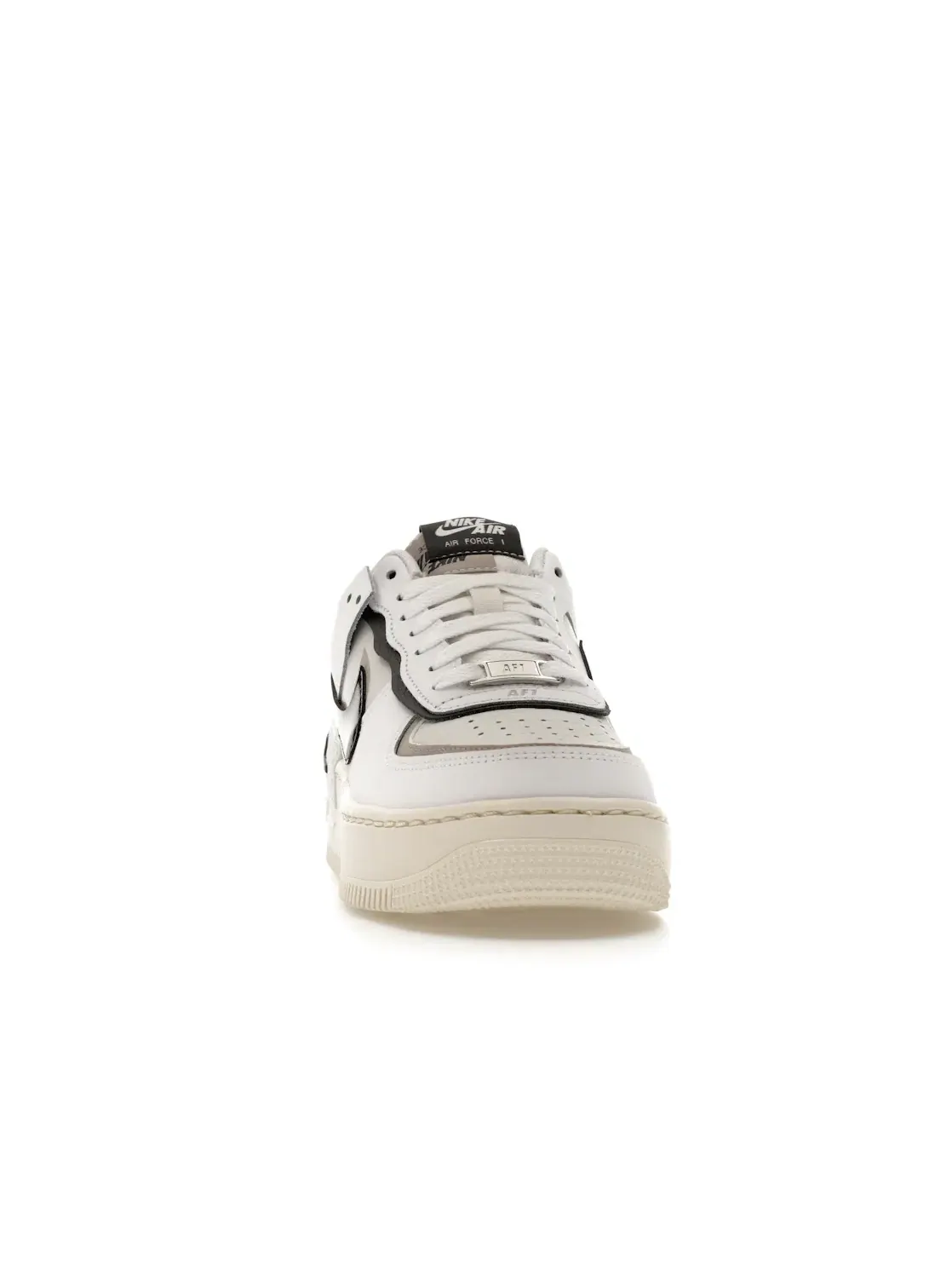 Женские кроссовки с перфорацией Nike Air Force 1 Low Shadow — изображение 2 из 4