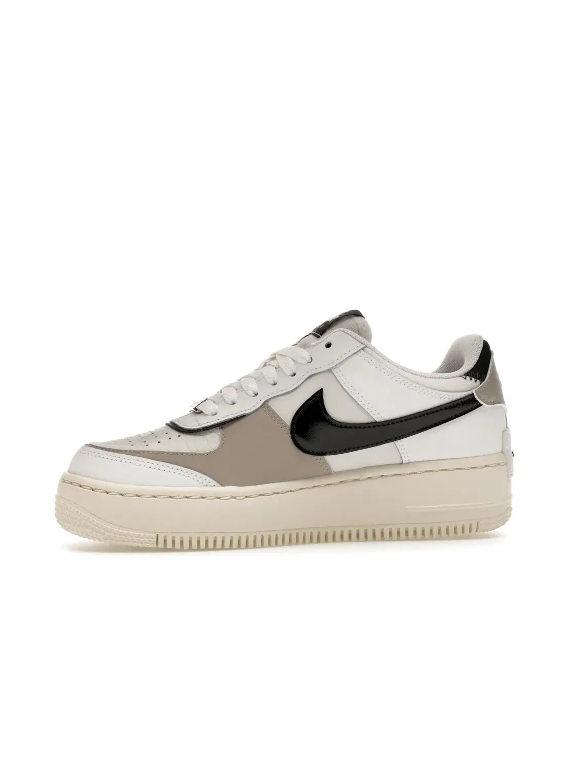 Женские кроссовки с перфорацией Nike Air Force 1 Low Shadow — изображение 3 из 4