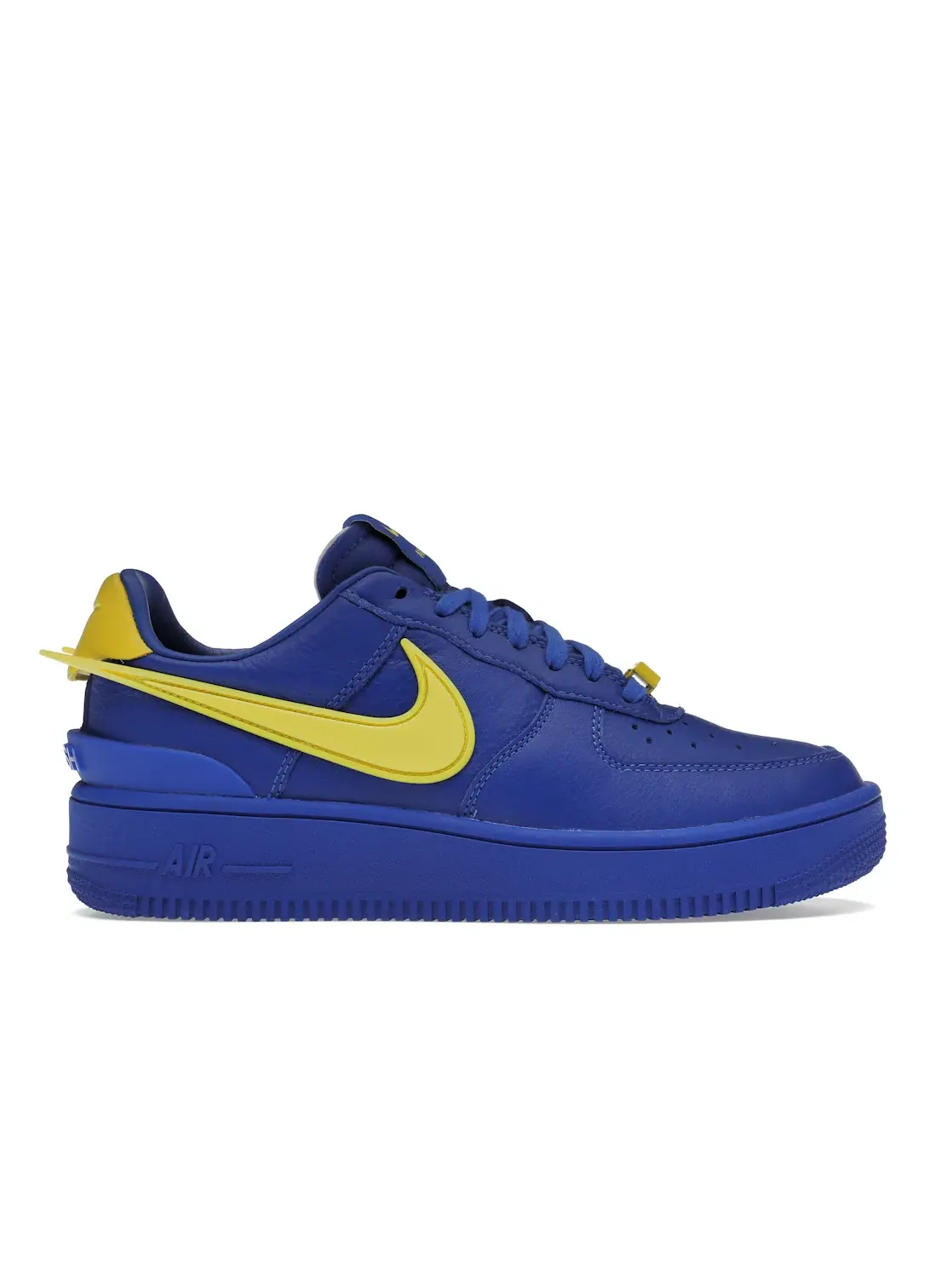 Мужские кроссовки Lifestyle с коллаборацией AMBUSH Nike Air Force 1 Low SP, Game Royal/Varsity Maize — изображение 1 из 4