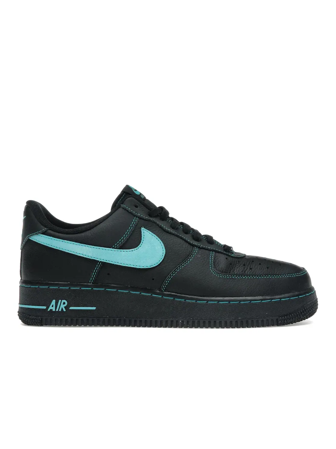 Мужские кроссовки с кожаным верхом Nike Air Force 1 Low — изображение 1 из 4, черный