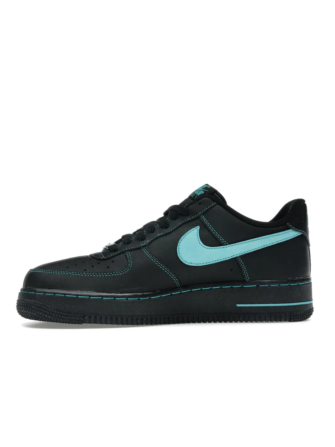 Мужские кроссовки с кожаным верхом Nike Air Force 1 Low — изображение 3 из 4, черный