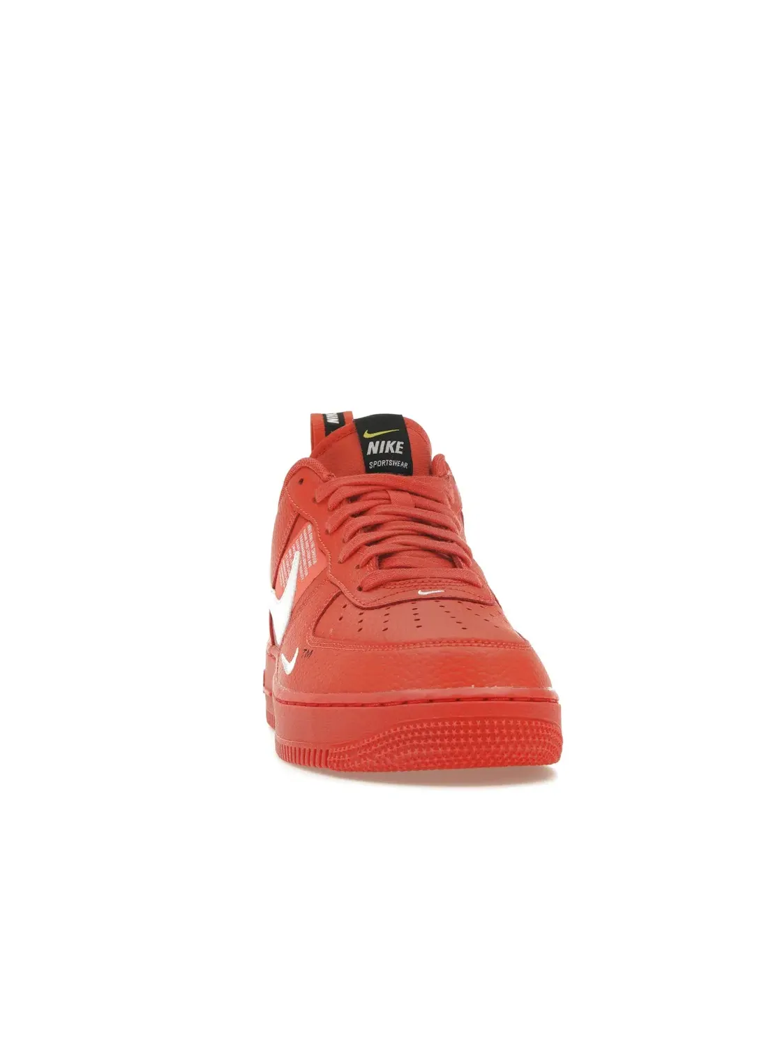 Мужские кроссовки Lifestyle с ярким дизайном Nike Air Force 1 Low Utility — изображение 2 из 4