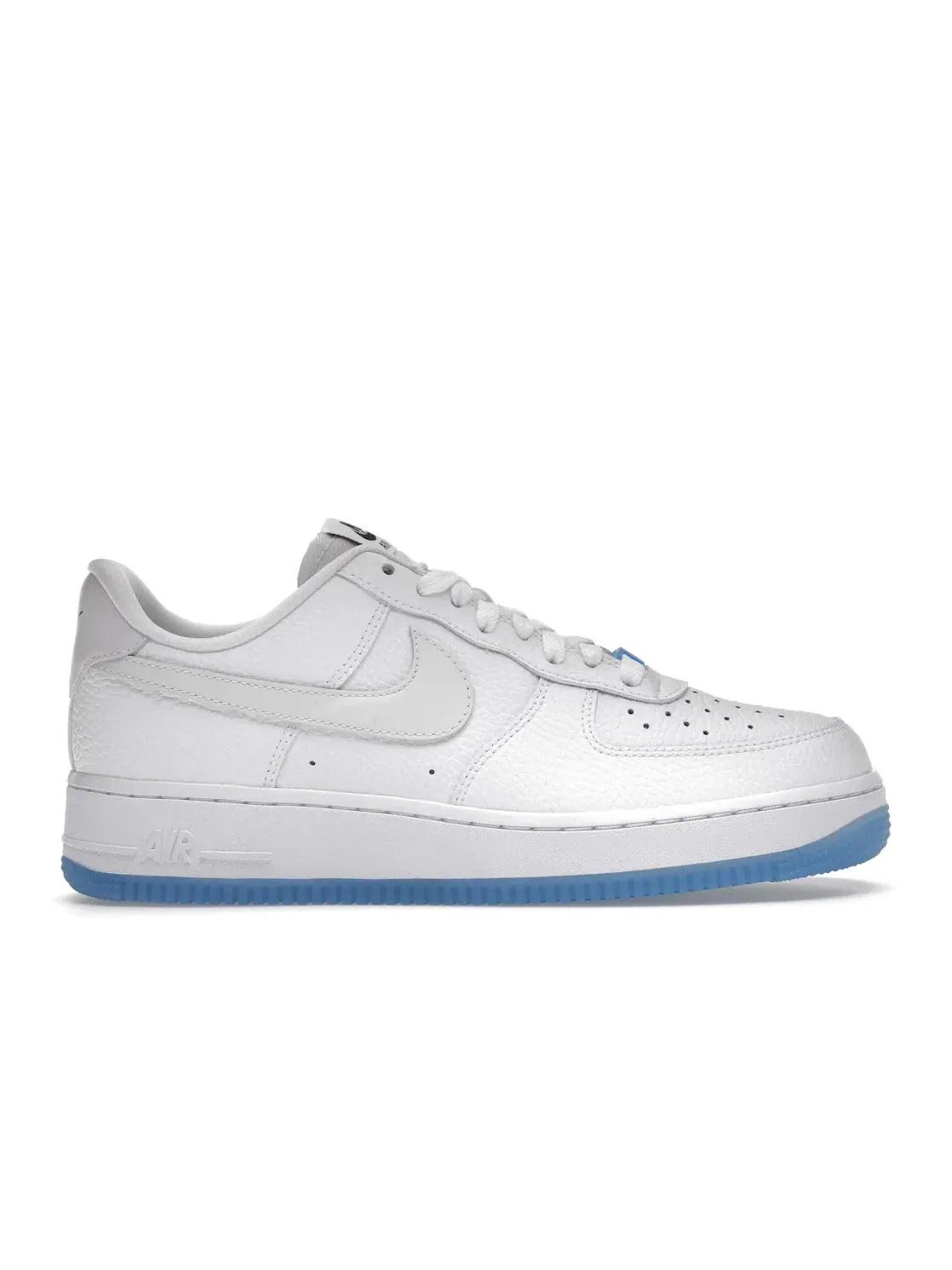 Женские кроссовки с UV-реактивным дизайном Nike Air Force 1 Low — изображение 1 из 4, белый/белый-белый-синий