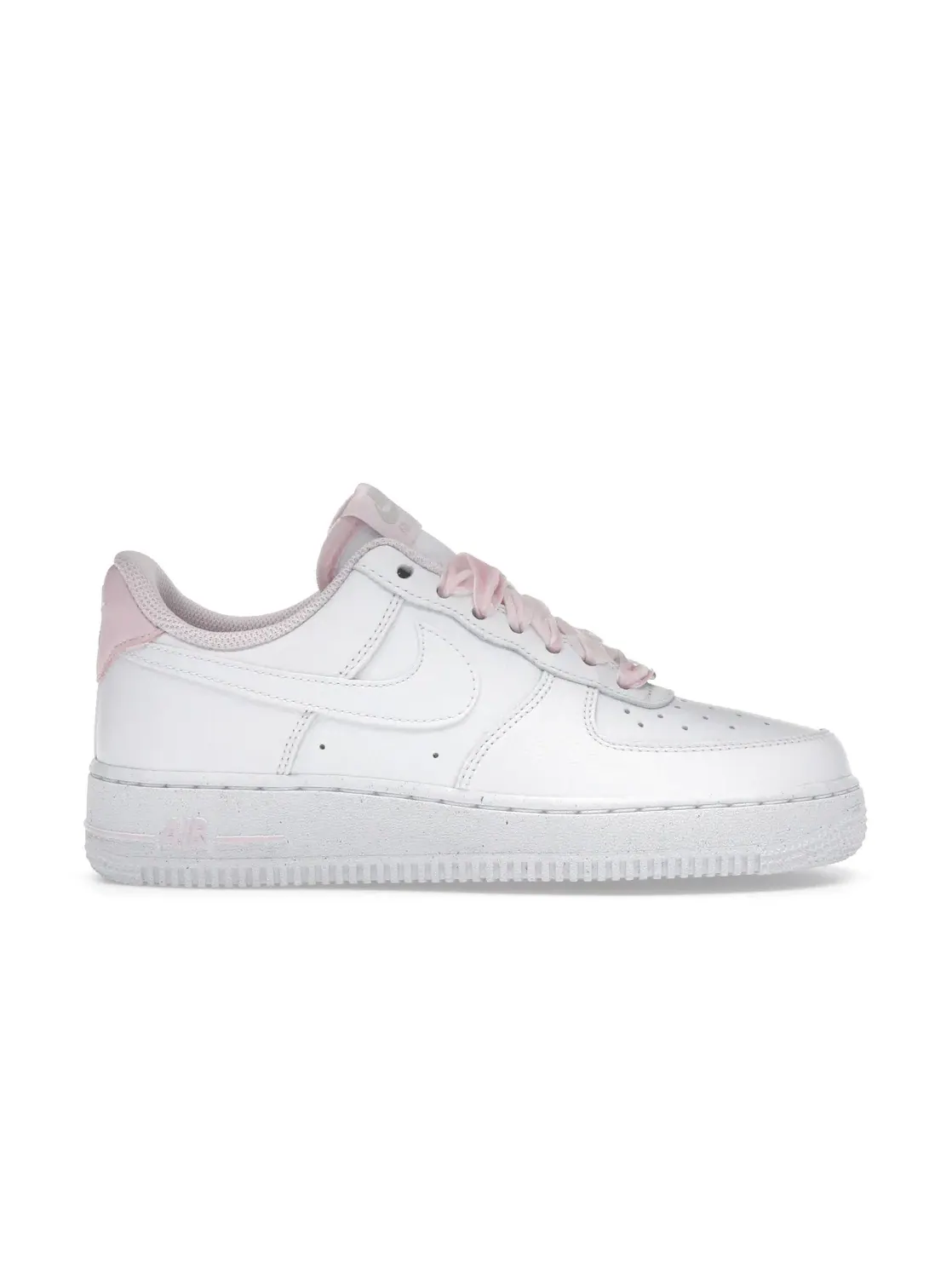 Женские кроссовки с замшевыми вставками Nike Air Force 1 Low Vintage — изображение 1 из 4