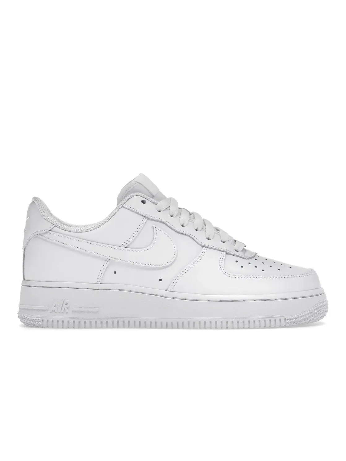 Женские кроссовки с перфорированным мысом Nike Air Force 1 Low '07 — изображение 1 из 4, белый/белый