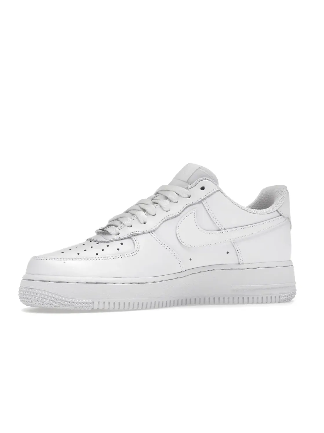 Женские кроссовки с перфорированным мысом Nike Air Force 1 Low '07 — изображение 3 из 4, белый/белый
