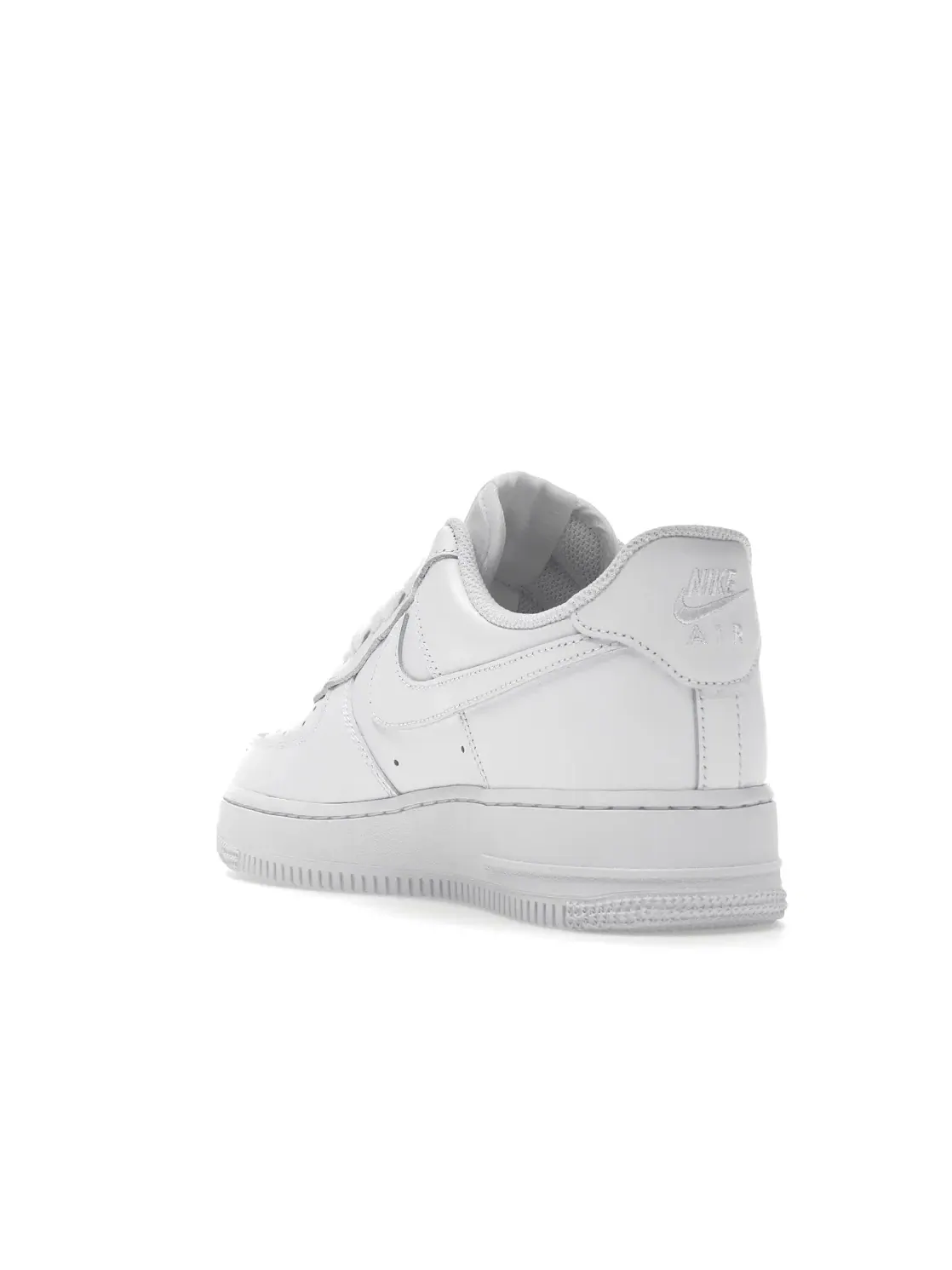 Женские кроссовки с перфорированным мысом Nike Air Force 1 Low '07 — изображение 4 из 4, белый/белый
