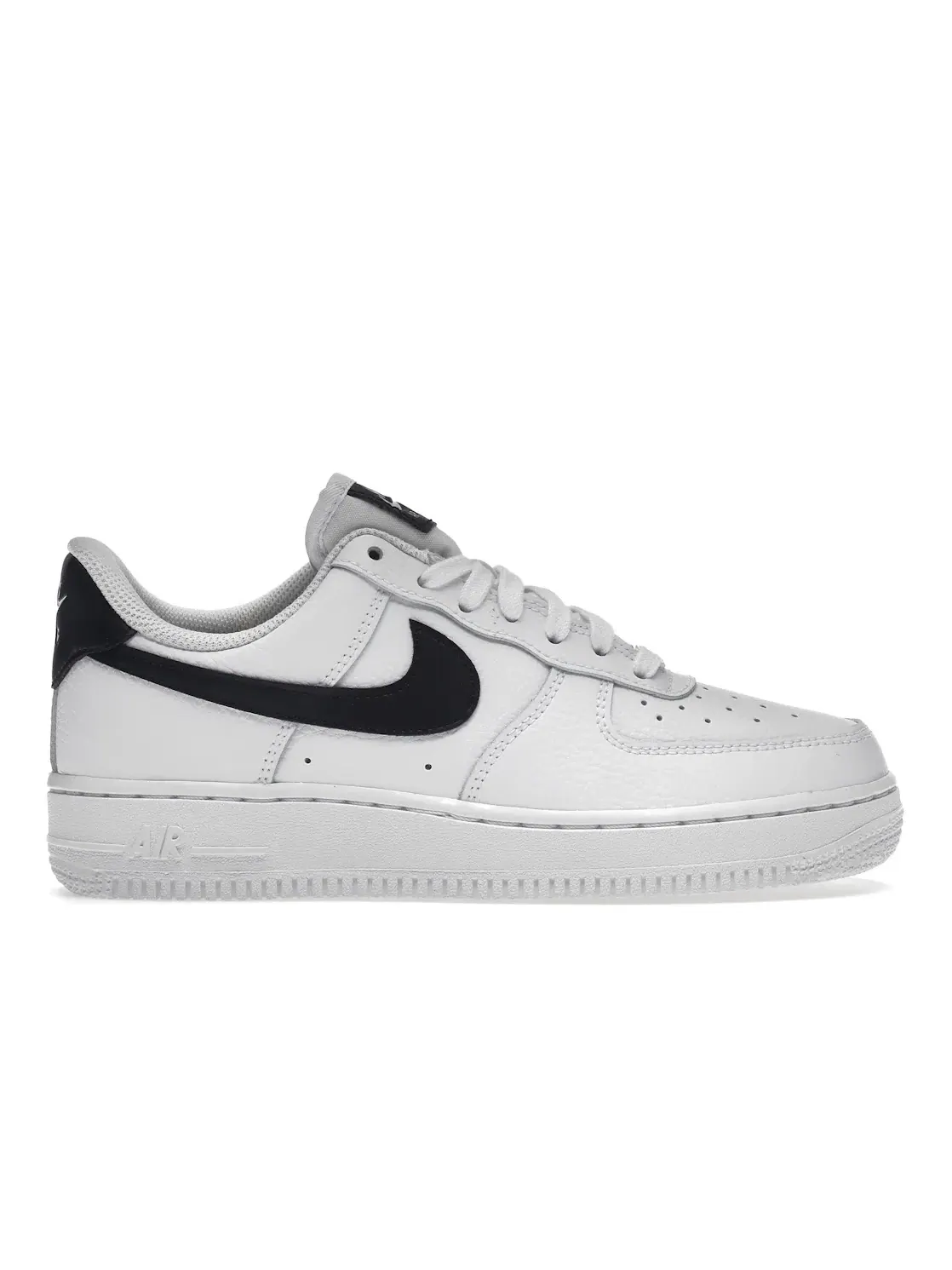 Женские кроссовки Nike Air Force 1 Low '07 — изображение 1 из 4, белый/белый/белый/черный