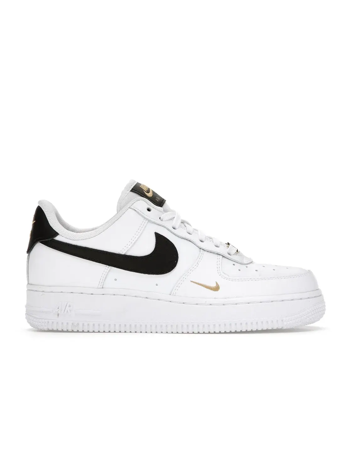 Женские кроссовки Lifestyle с кожаным верхом Nike Air Force 1 Low '07 Essential — изображение 1 из 4