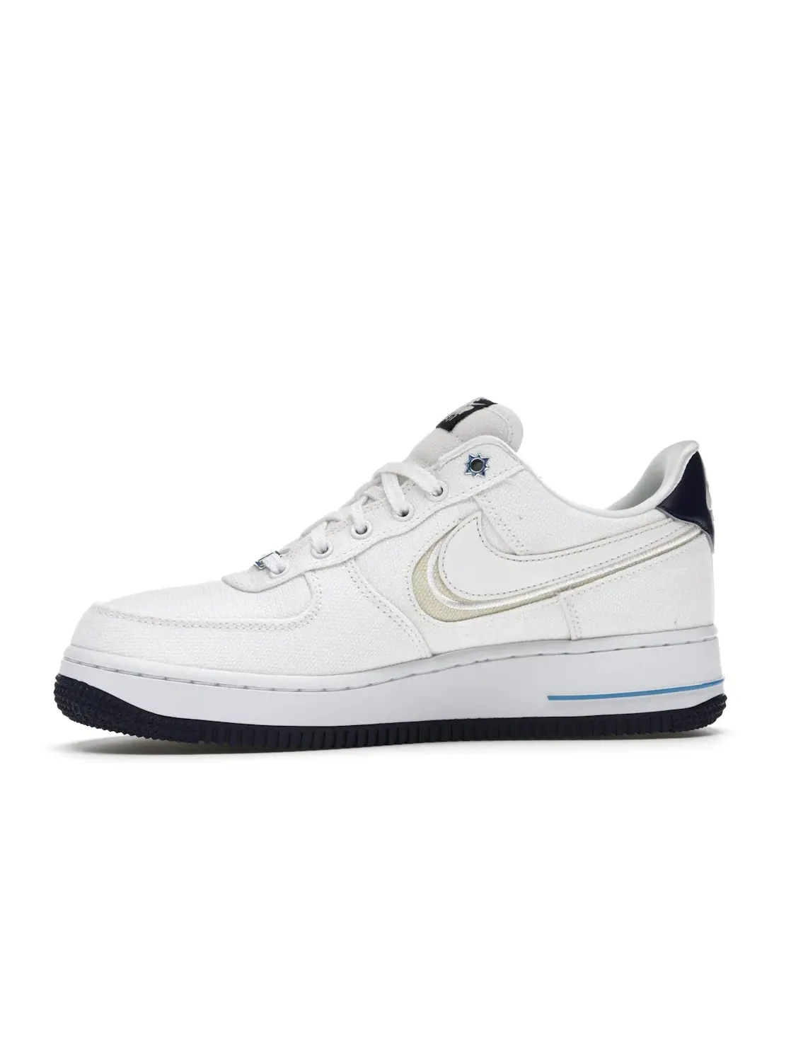 Мужские кроссовки Lifestyle с парусиновым верхом Nike Air Force 1 Low Premium — изображение 3 из 4, белый/белый--синий