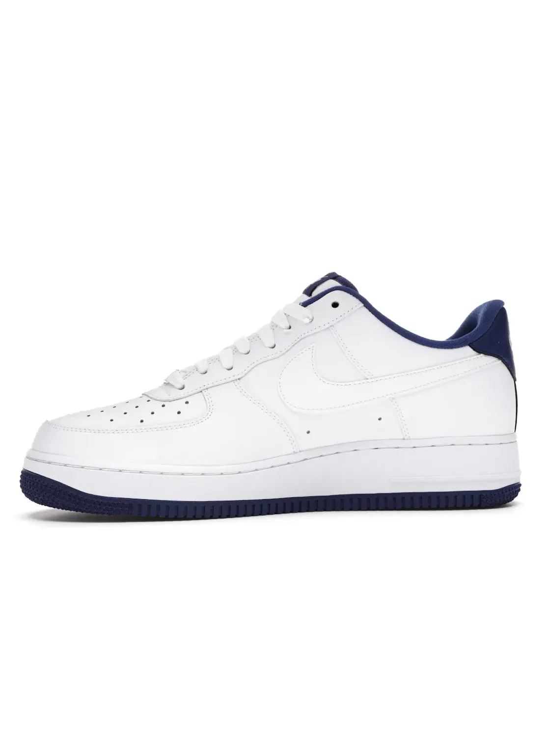 Мужские кроссовки Lifestyle с контрастными акцентами Nike Air Force 1 Low — изображение 3 из 4