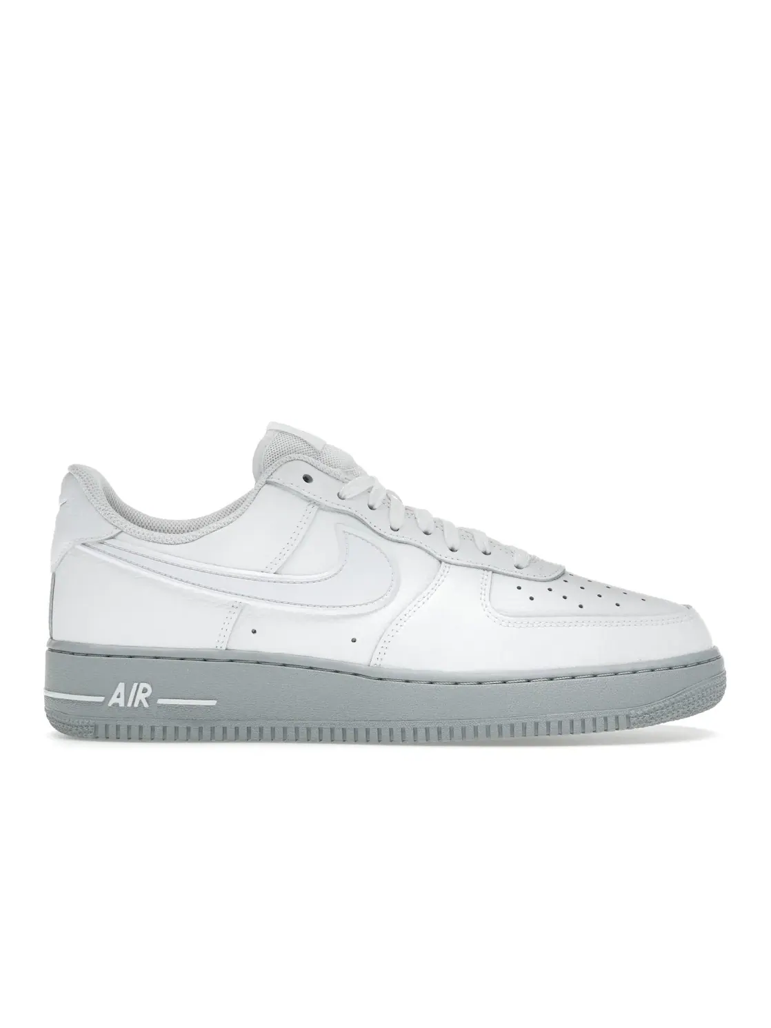 Мужские кроссовки Lifestyle Nike Air Force 1 Low — изображение 1 из 4
