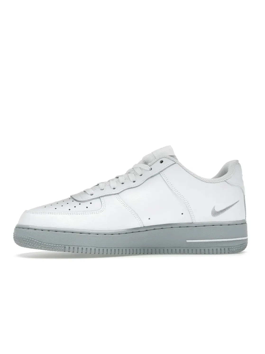 Мужские кроссовки Lifestyle Nike Air Force 1 Low — изображение 3 из 4