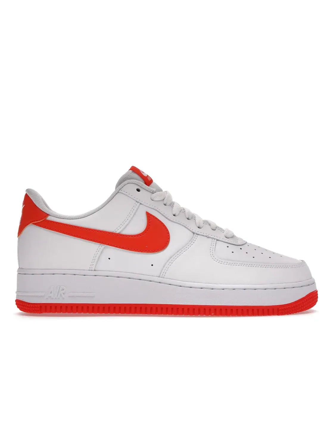 Мужские кроссовки с технологией Air-Sole Nike Air Force 1 Low — изображение 1 из 4, белый/оранжевый