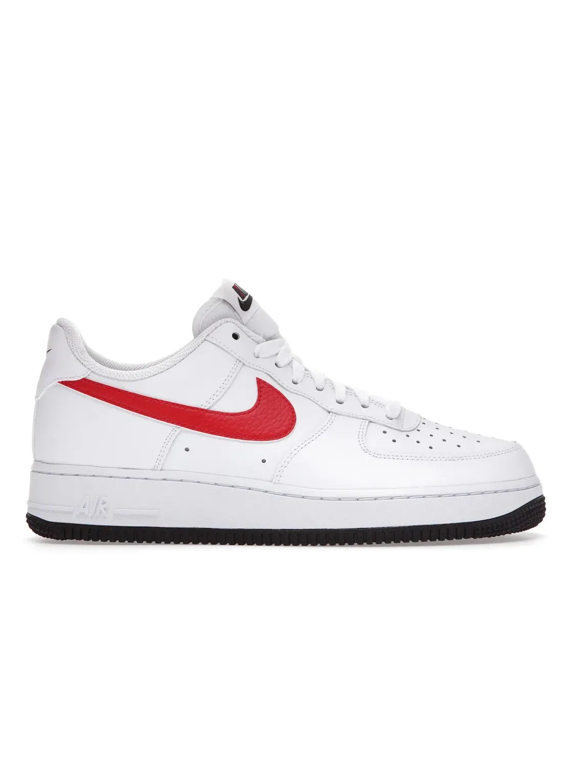Мужские кроссовки Lifestyle Nike Air Force 1 Low — изображение 1 из 4