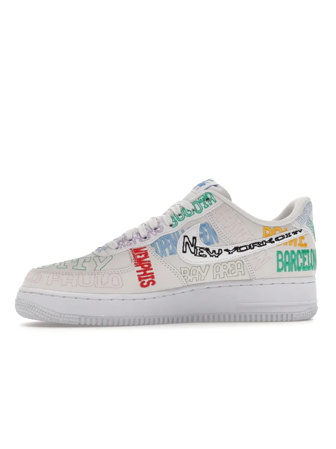 Мужские кроссовки Lifestyle с принтом Nike Air Force 1 Low World Tour — изображение 3 из 4, белый/белый