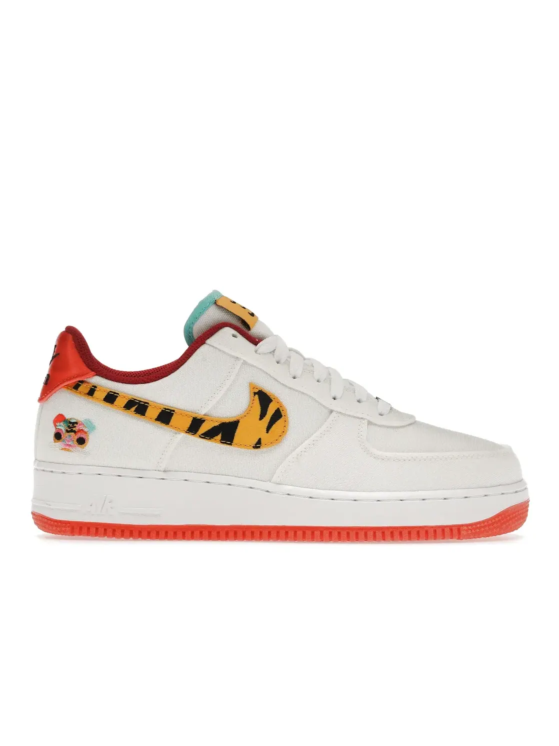 Мужские кроссовки Lifestyle Nike Air Force 1 Low '07 LX — изображение 1 из 4