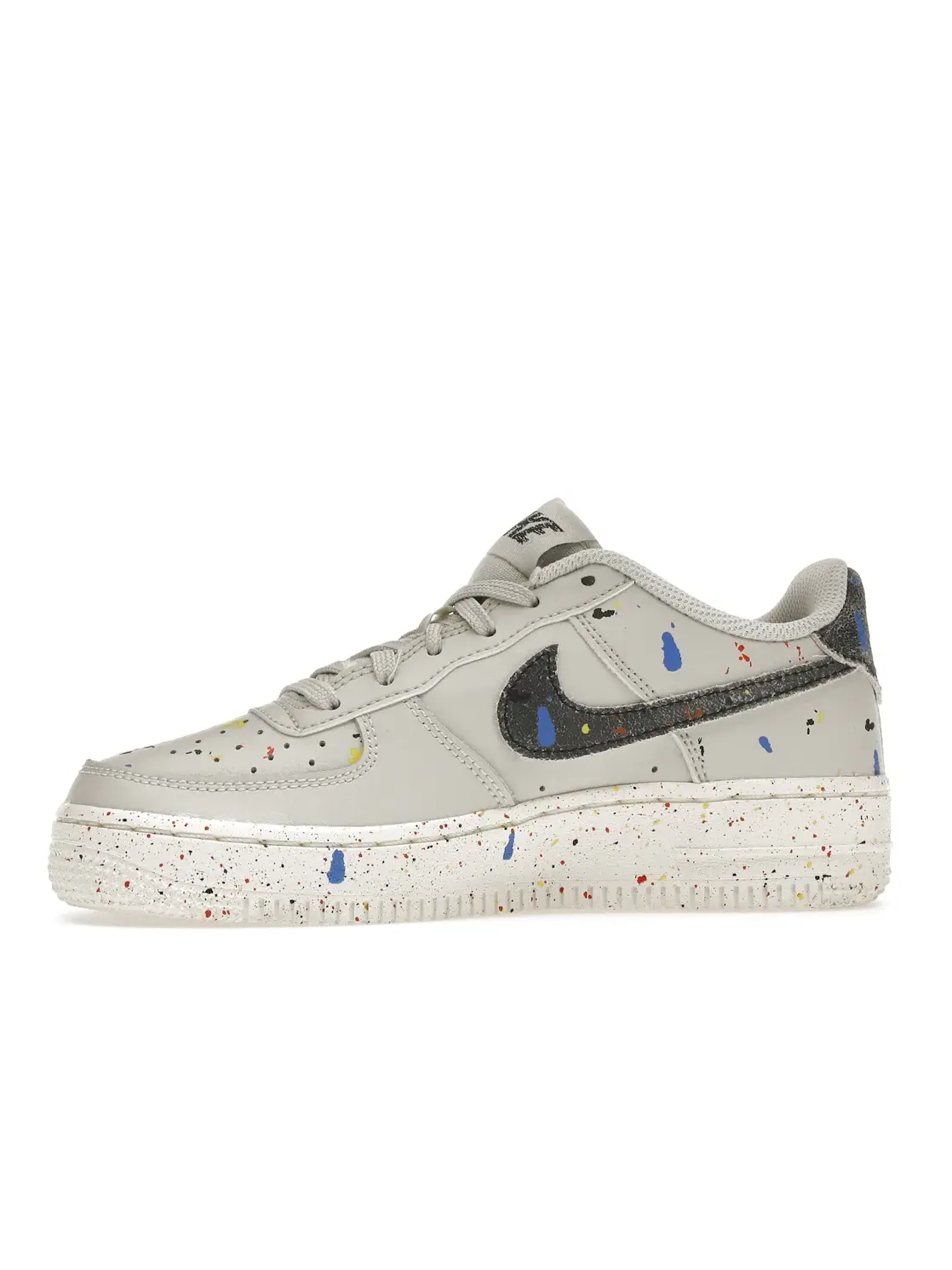Детские кроссовки для мальчиков с принтом Nike Air Force 1 LV8 Nike — изображение 3 из 4, светлый//черный